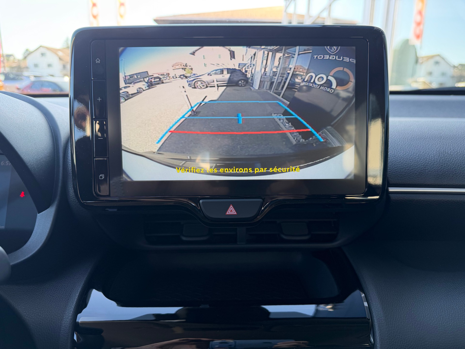 TOYOTA Yaris Cross 1.5 Comfort AWDi e-CVT-image-24