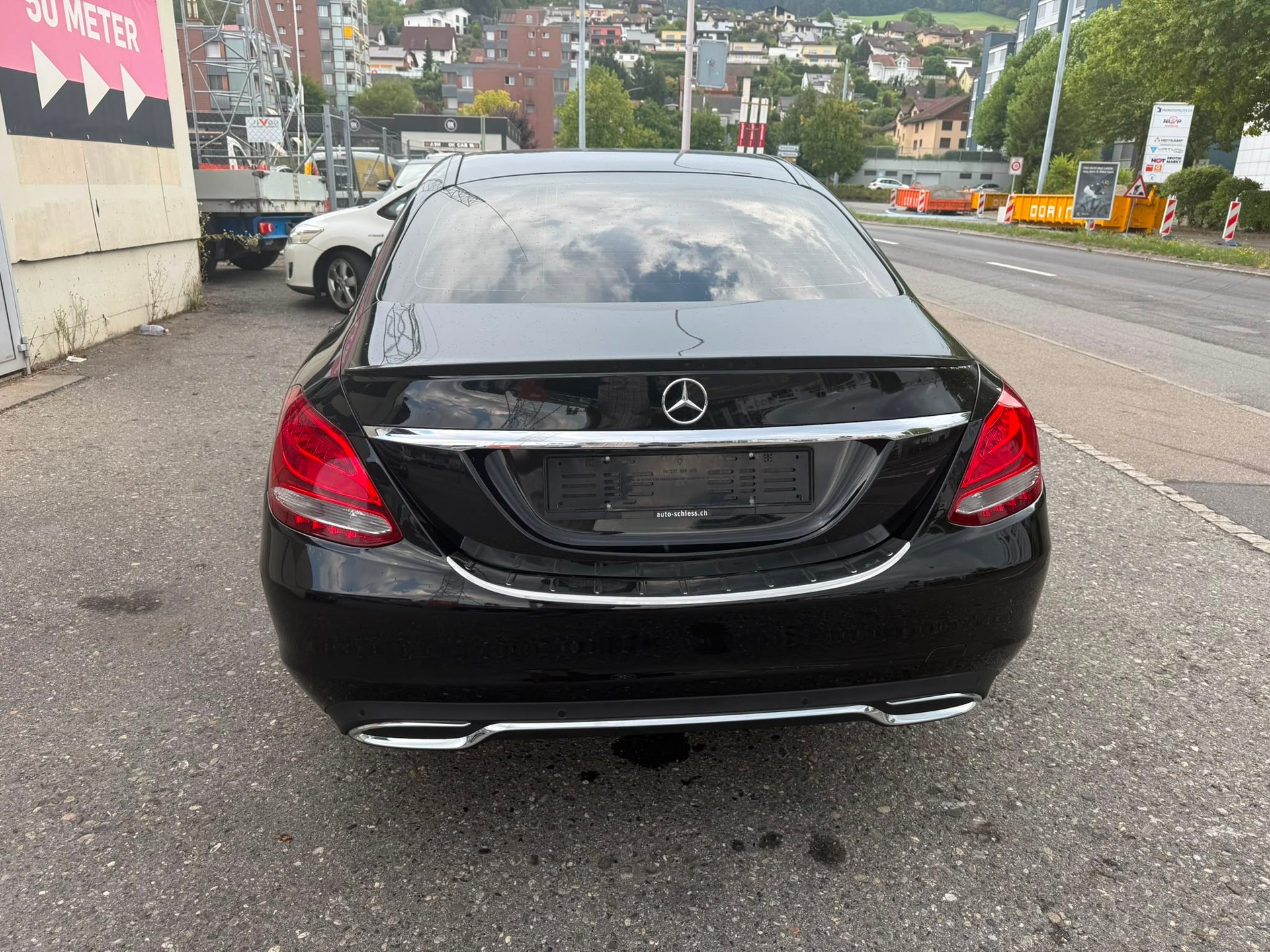 MERCEDES-BENZ C 180 BlueTEC AMG Line 7G-Tronic-image-3