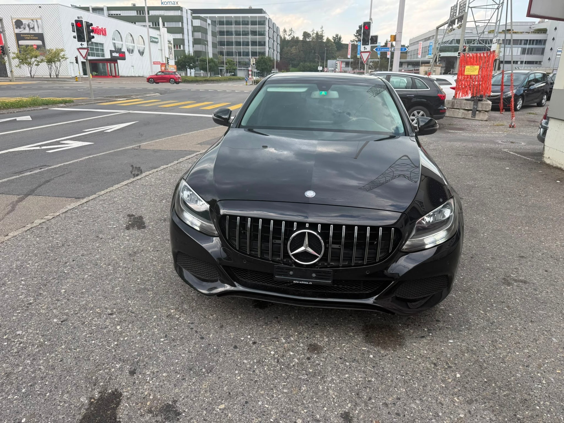 MERCEDES-BENZ C 180 BlueTEC AMG Line 7G-Tronic-image-0