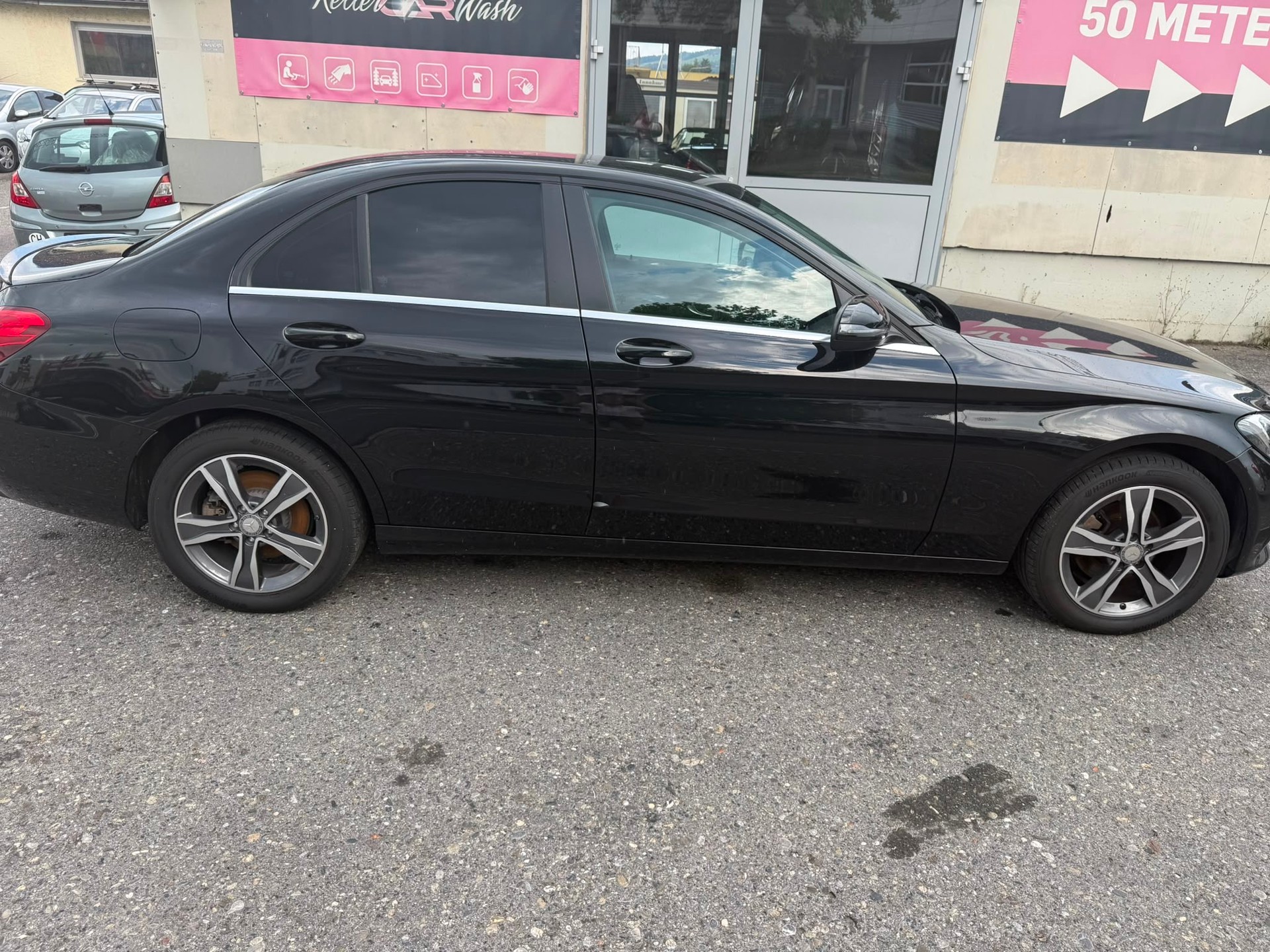 MERCEDES-BENZ C 180 BlueTEC AMG Line 7G-Tronic-image-2