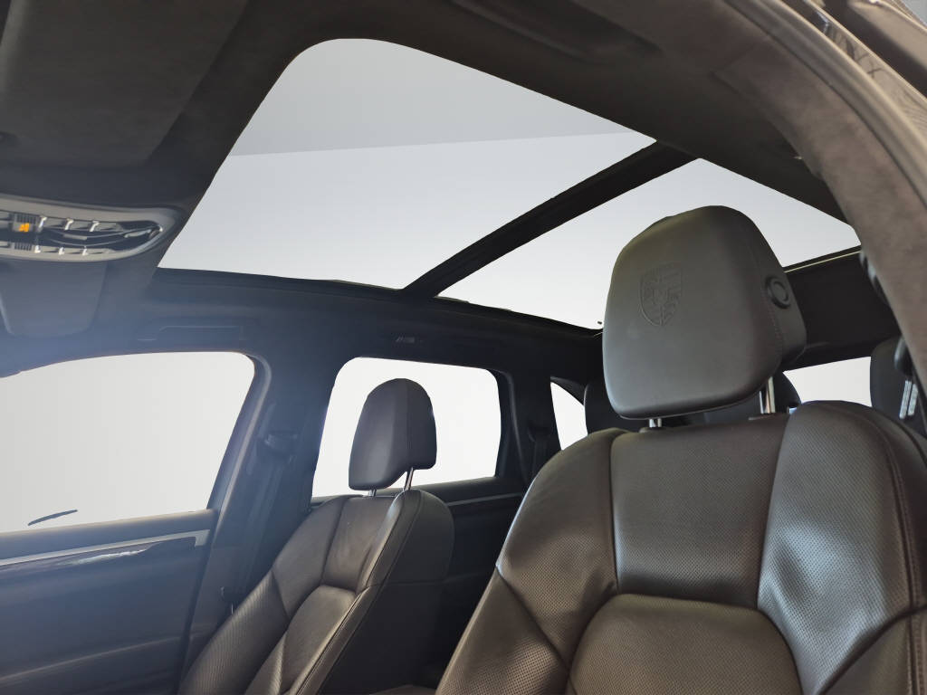 PORSCHE Cayenne 4.8 V8 GTS TipT-image-13