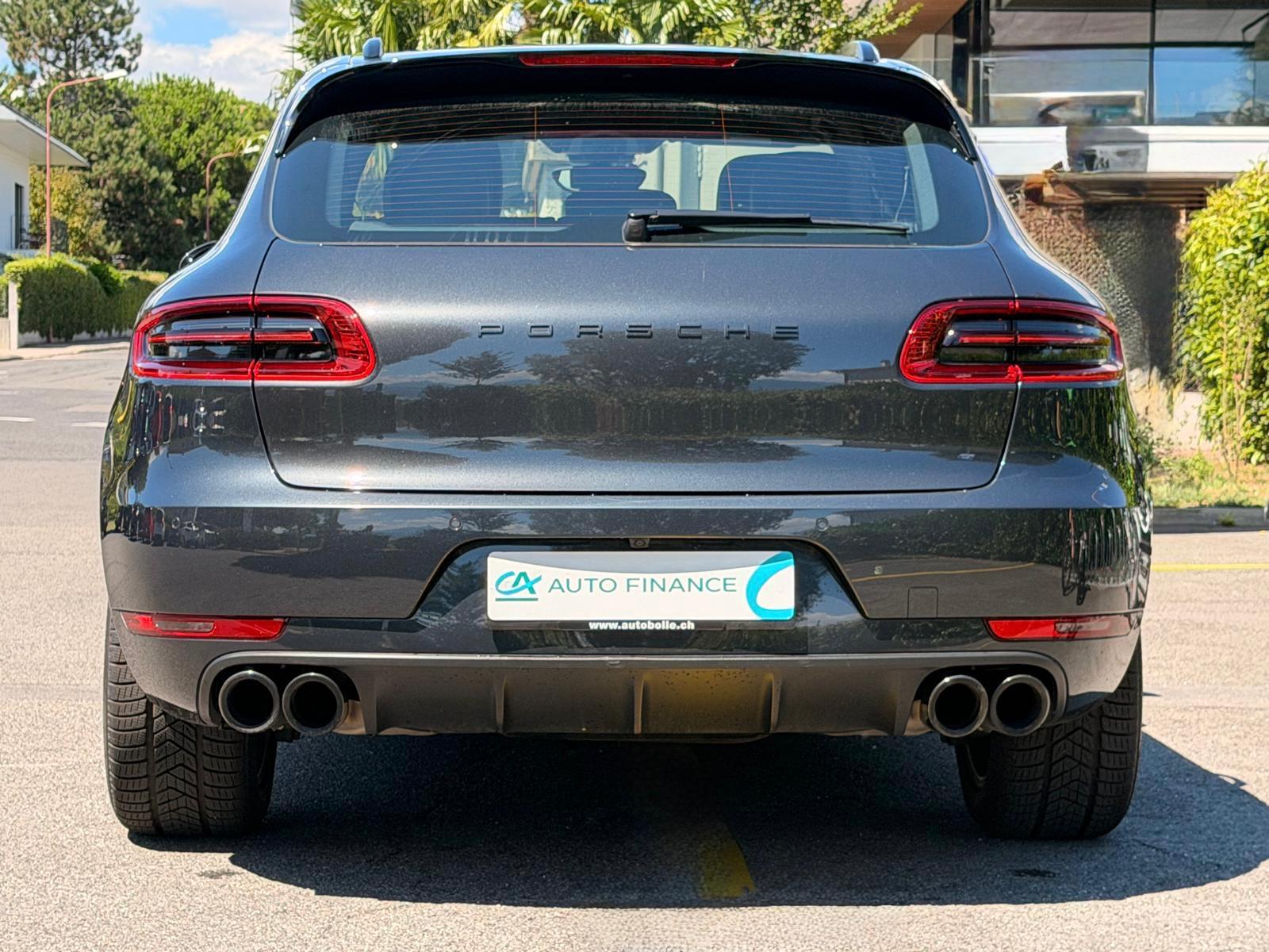 PORSCHE Macan Turbo Performance PDK-image-4
