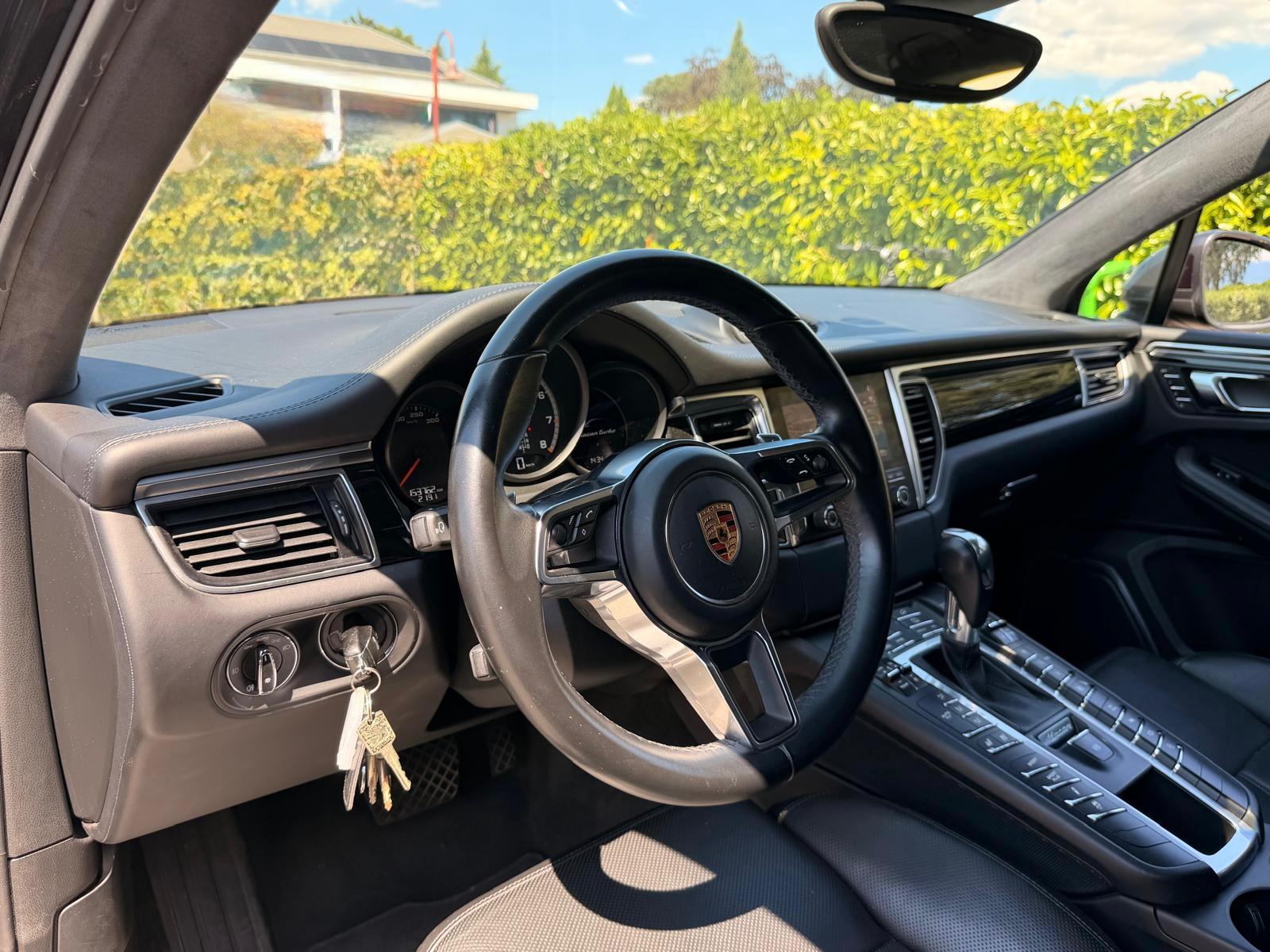 PORSCHE Macan Turbo Performance PDK-image-8