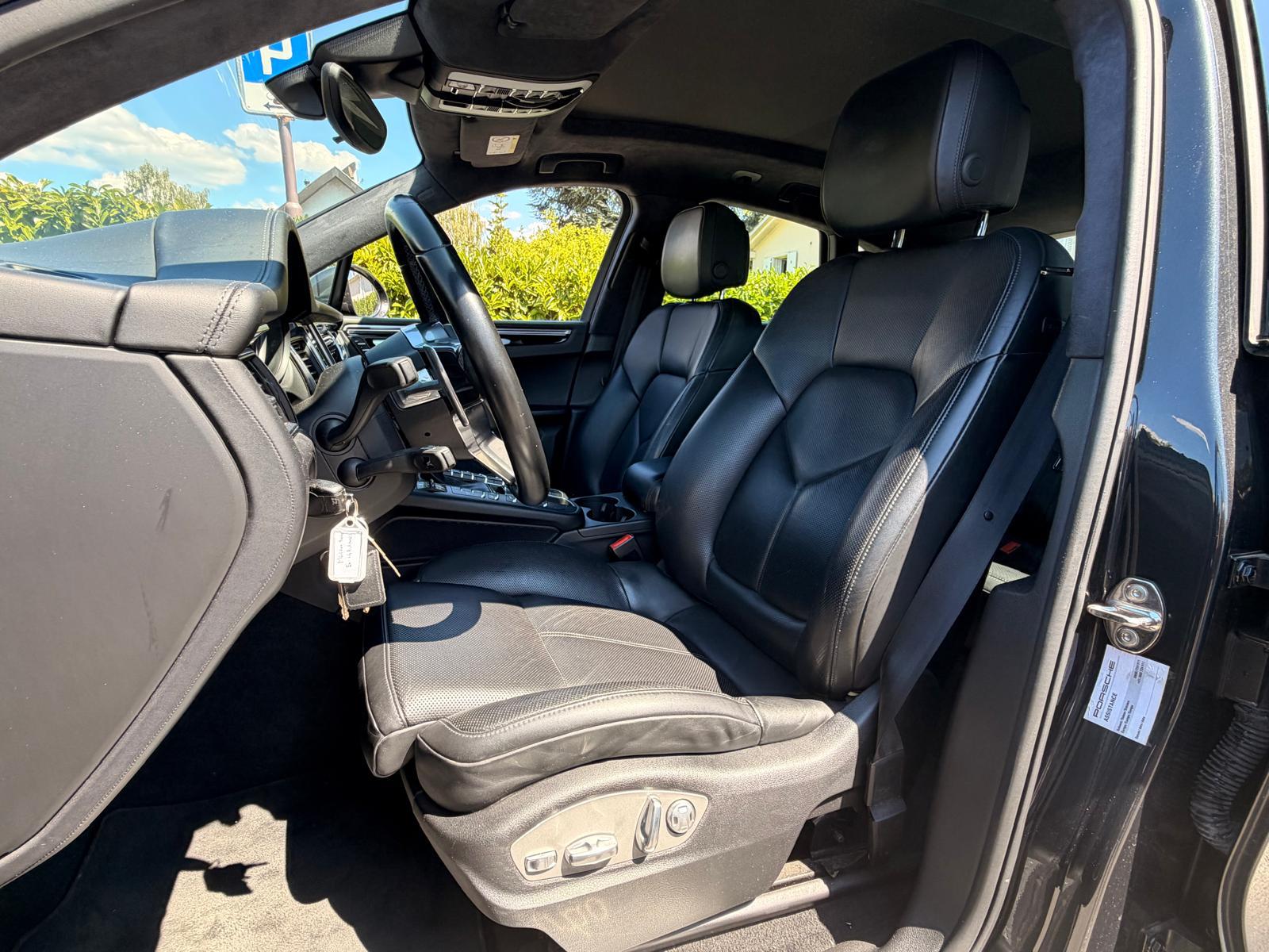 PORSCHE Macan Turbo Performance PDK-image-11