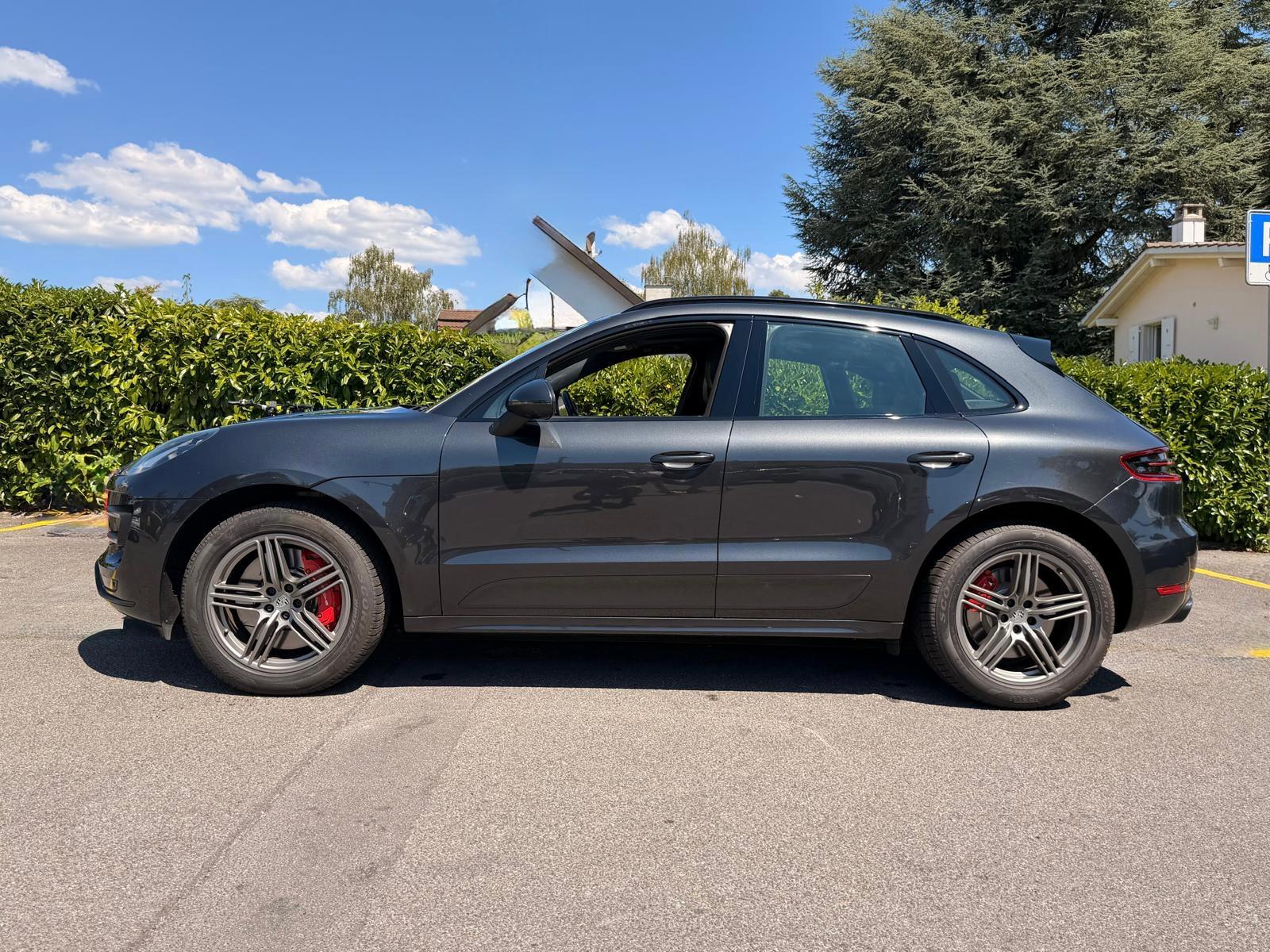 PORSCHE Macan Turbo Performance PDK-image-2
