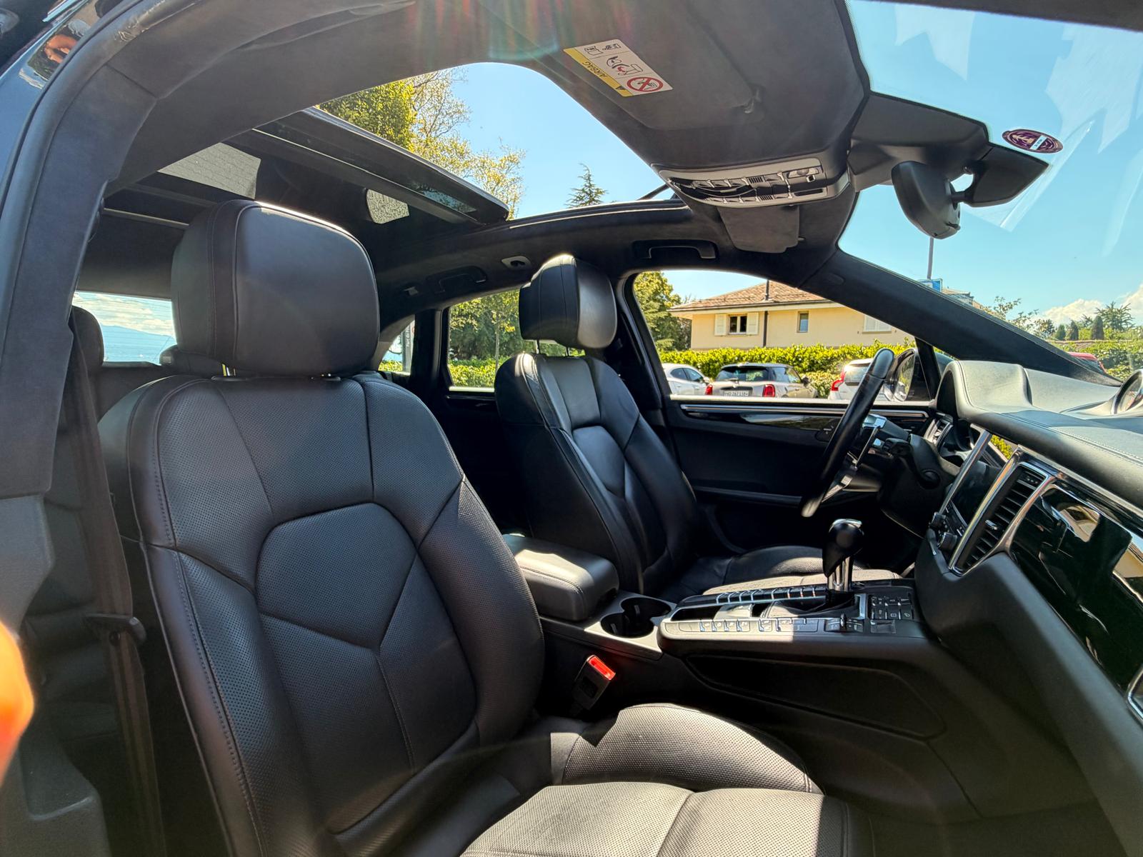 PORSCHE Macan Turbo Performance PDK-image-15