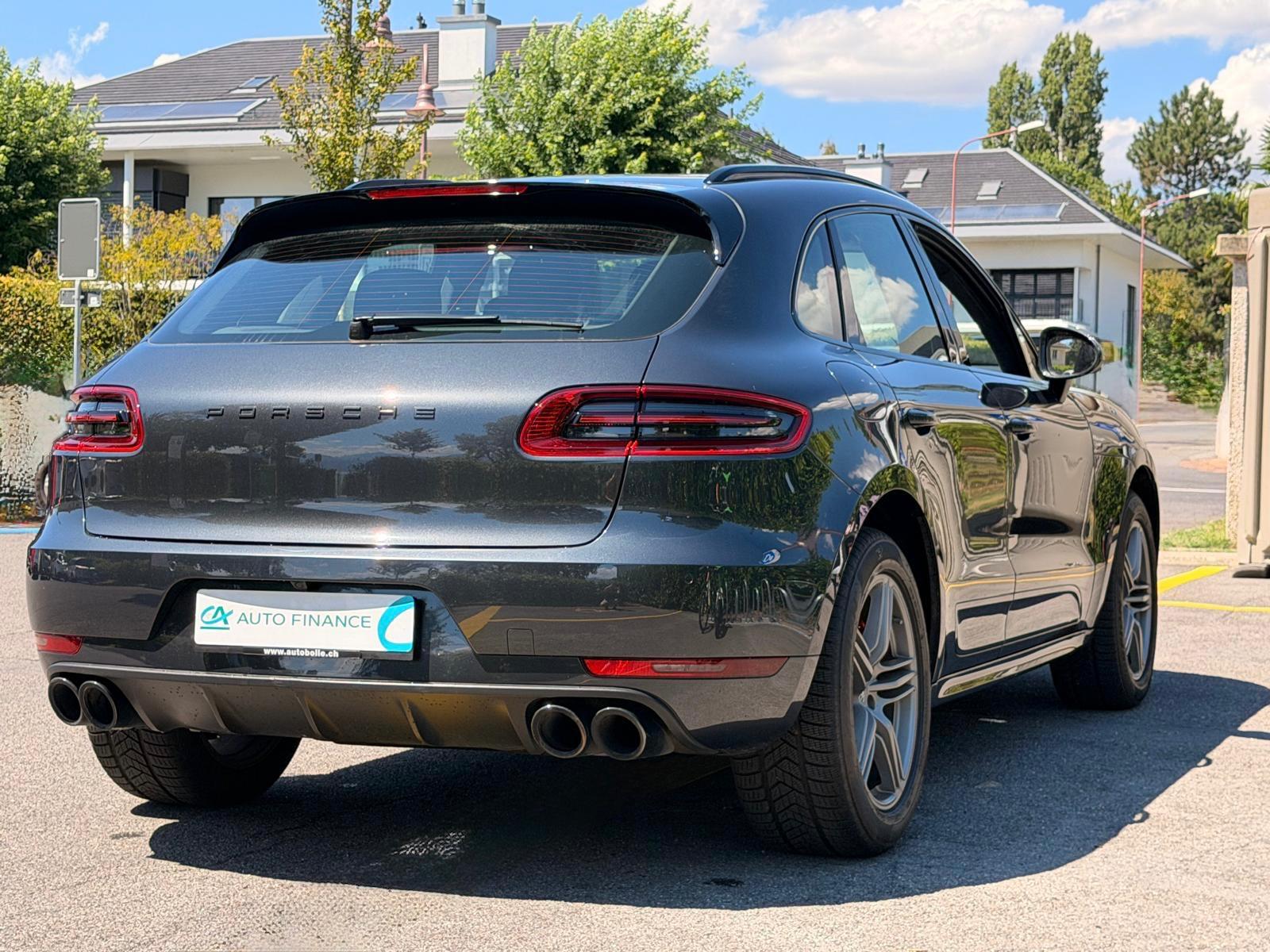 PORSCHE Macan Turbo Performance PDK-image-5