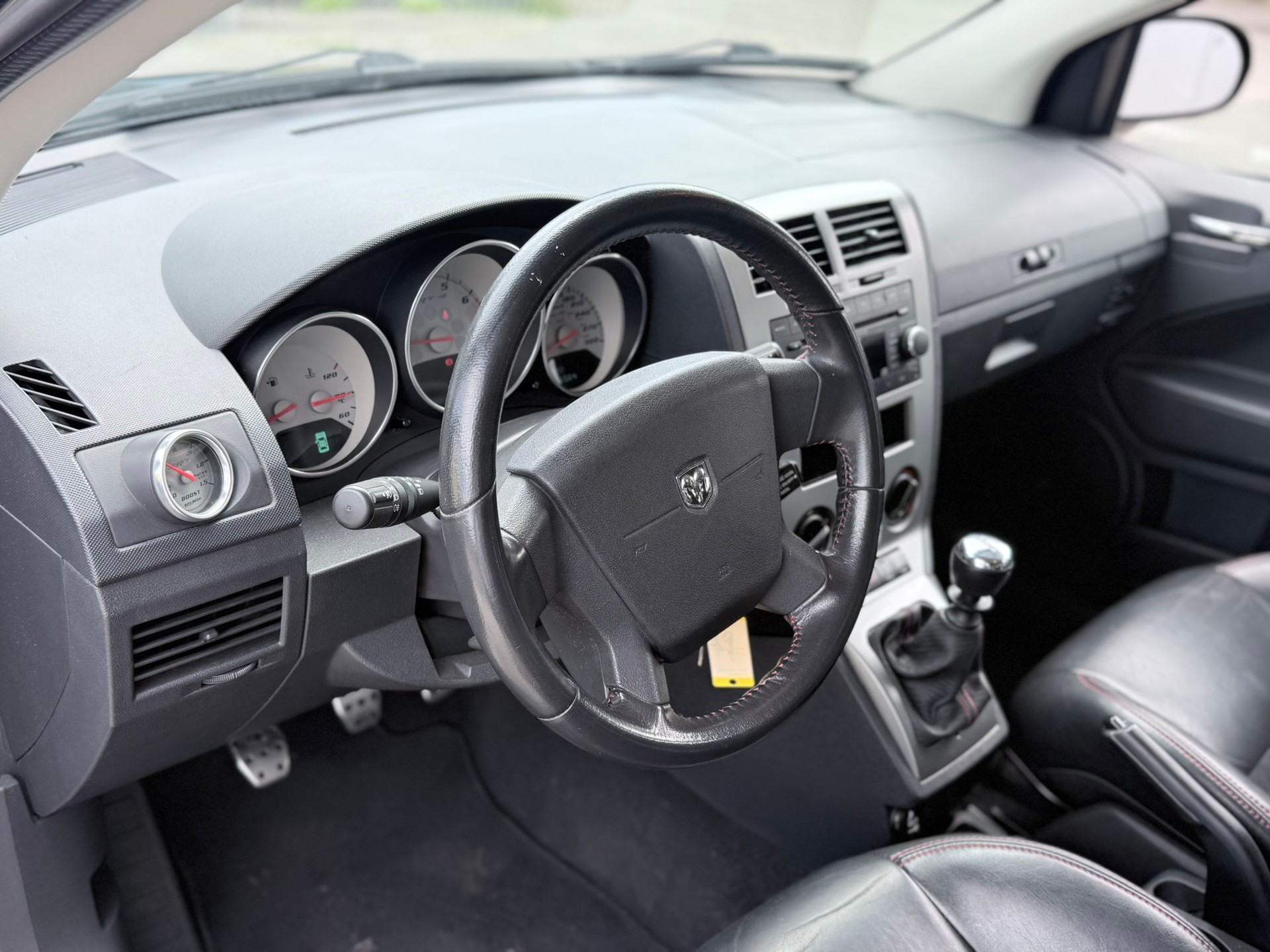 DODGE Caliber 2.4 SRT4-image-14