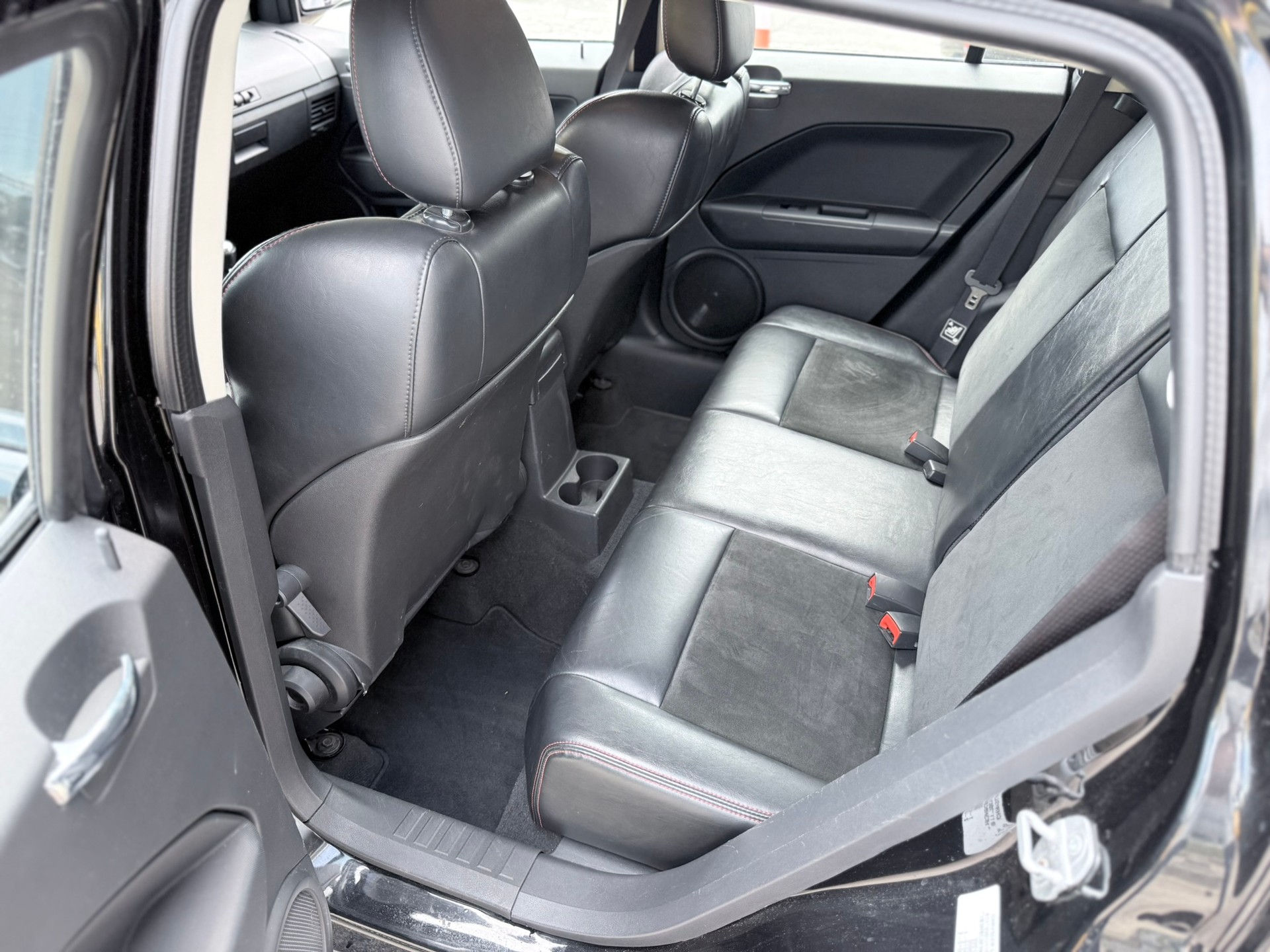 DODGE Caliber 2.4 SRT4-image-11