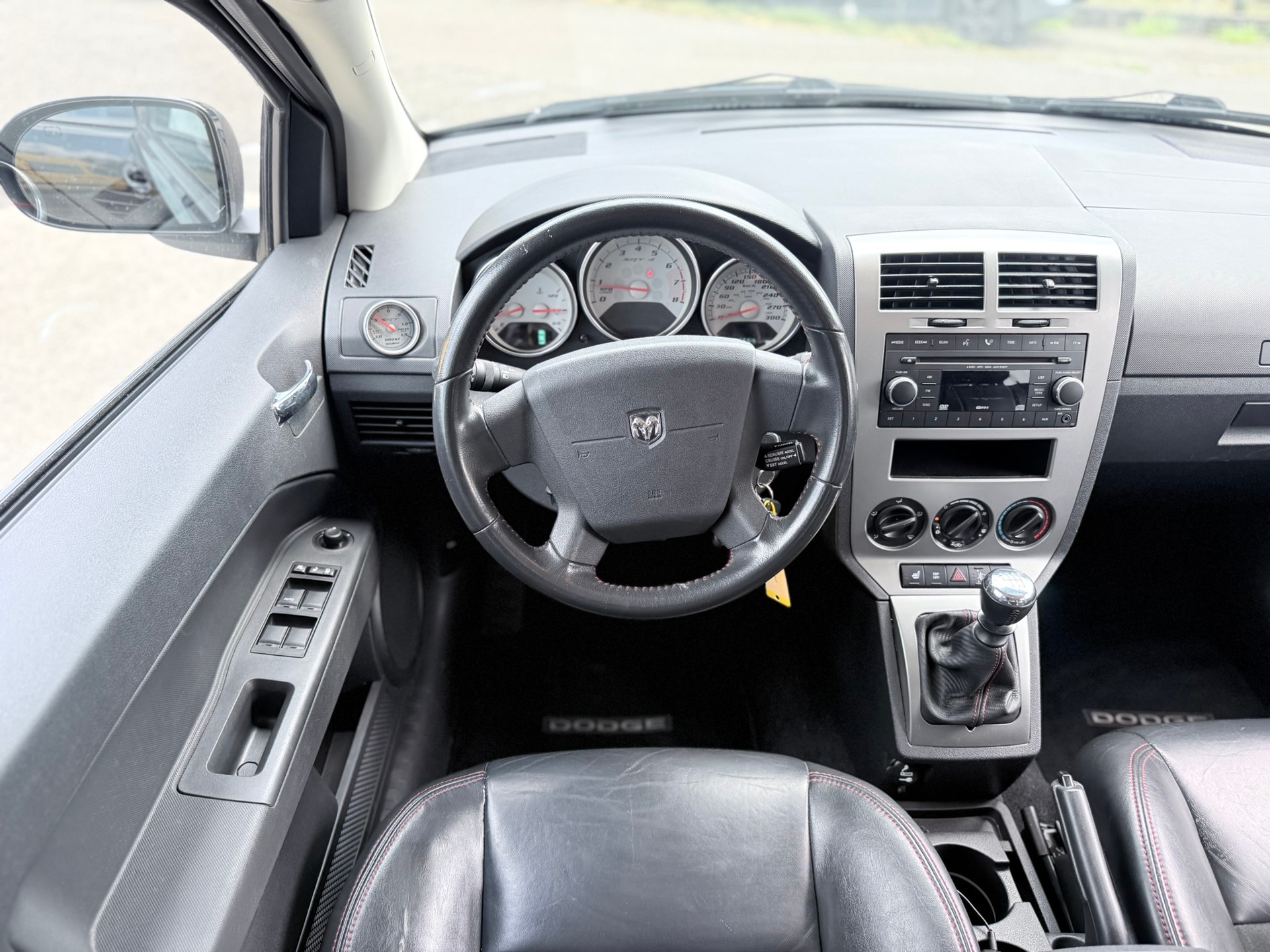 DODGE Caliber 2.4 SRT4-image-17