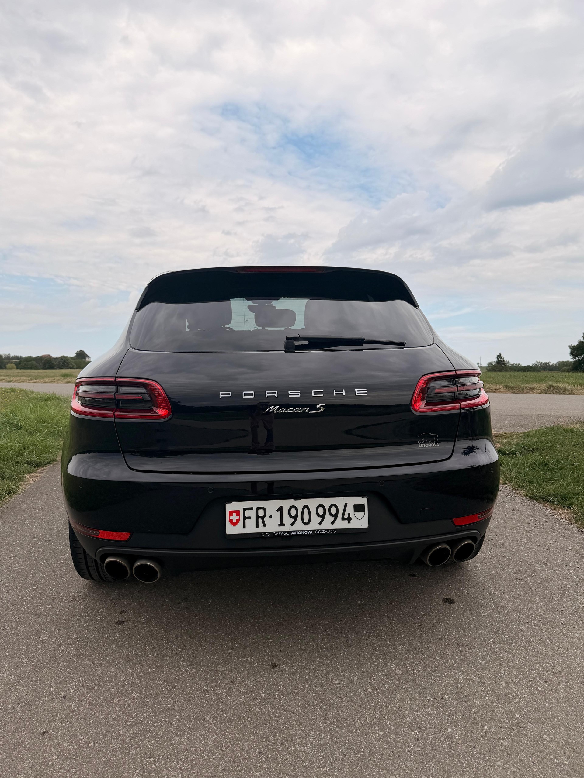 PORSCHE 3.0 V6 S-image-2