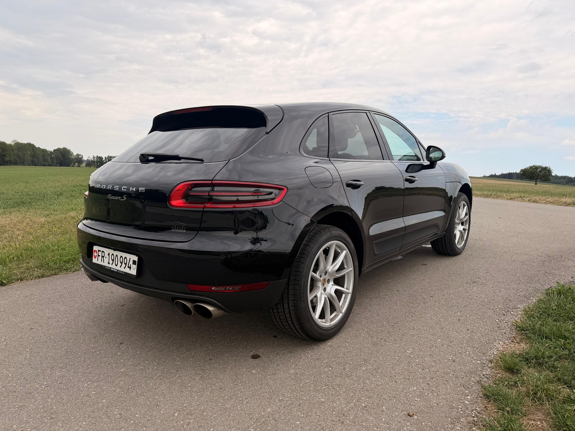 PORSCHE 3.0 V6 S-image-0