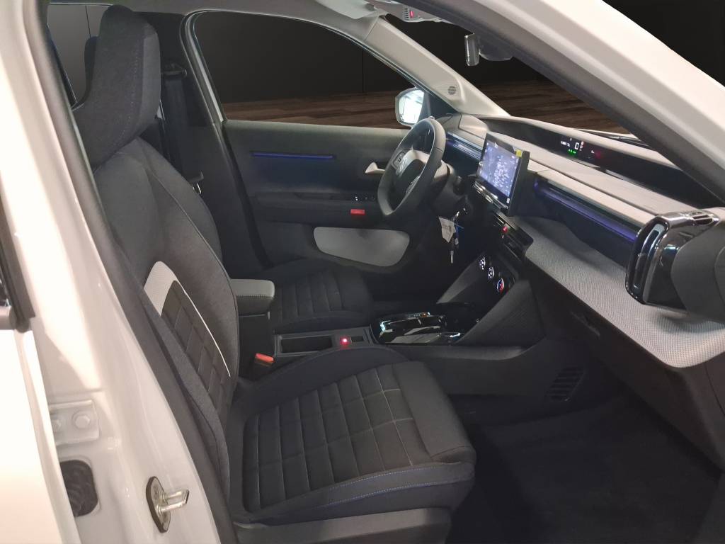 CITROEN e-C3 44kWh Van-image-10