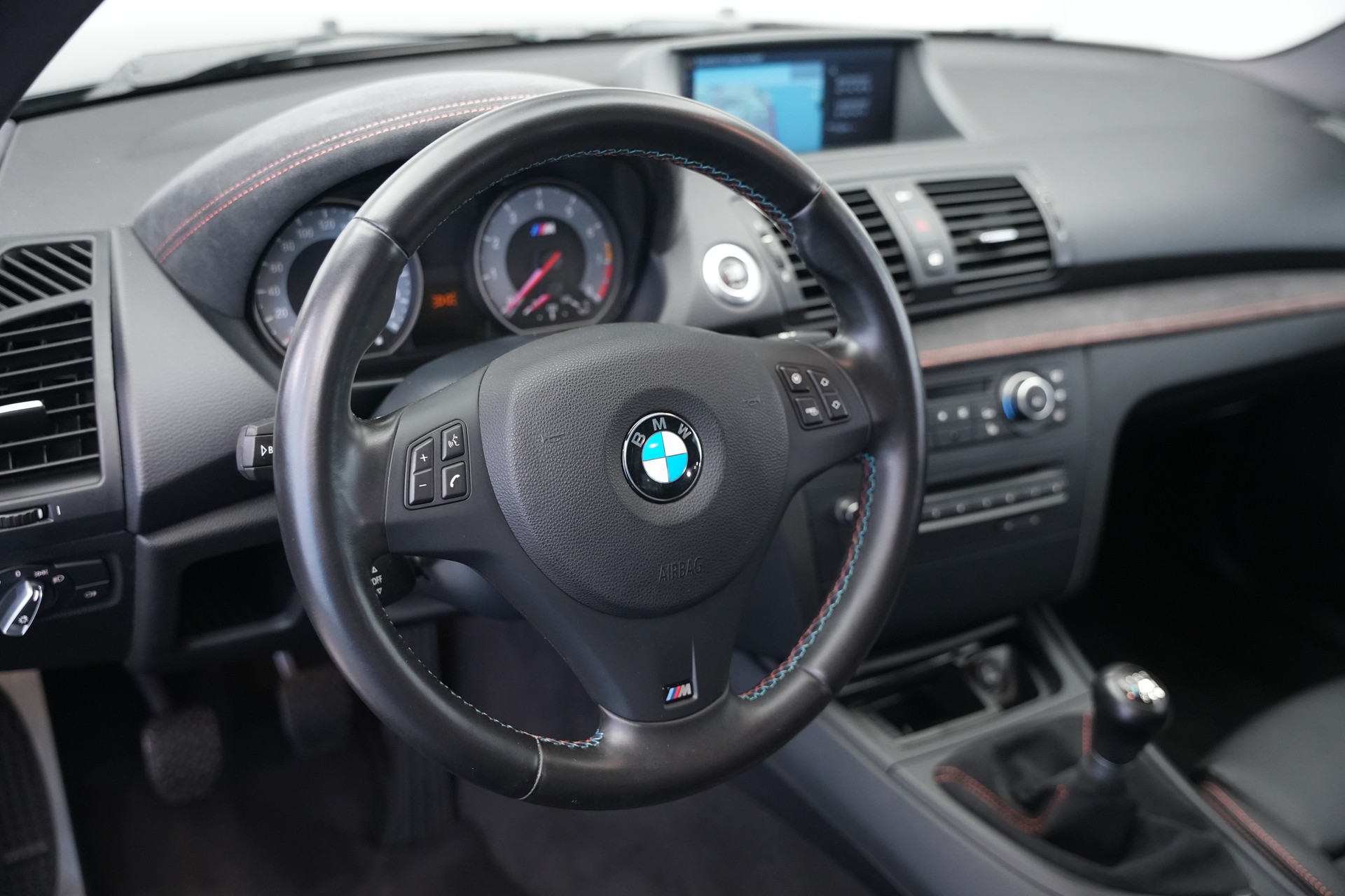 BMW 1er M Coupé *CH-Fahrzeug* *Eisenmann Abgasanlage*-image-19