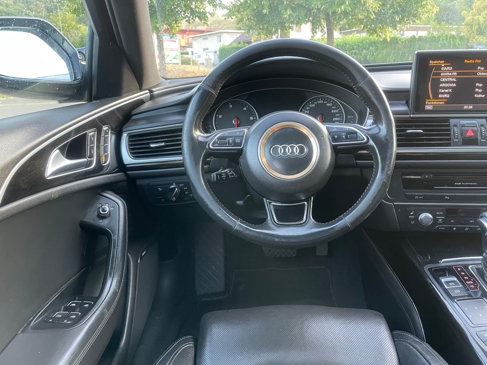 AUDI A6 Avant 3.0 BiTDI V6 quattro tiptronic-image-9