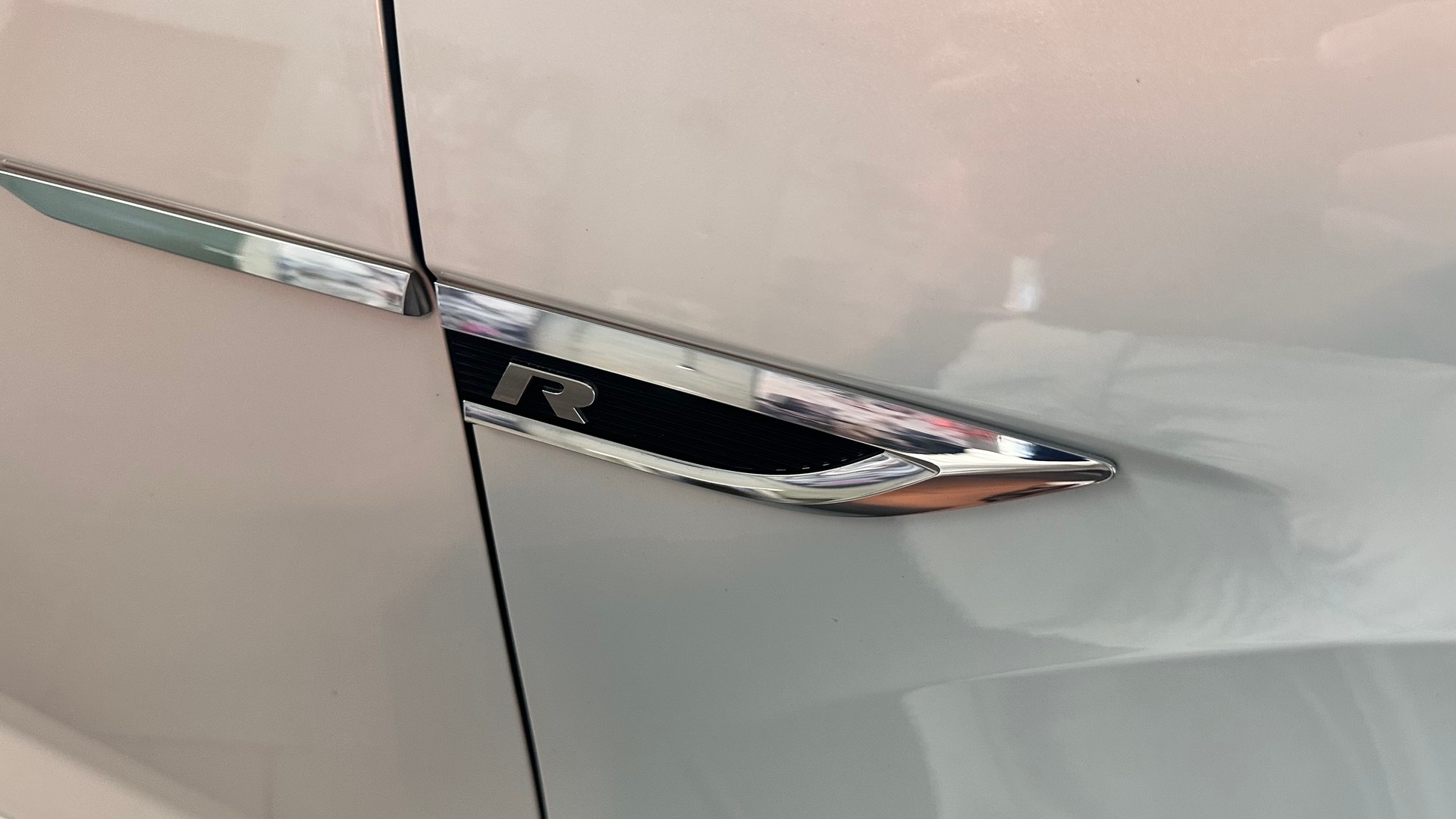 VW T-Roc 2.0 TSI R DSG 4motion-image-24