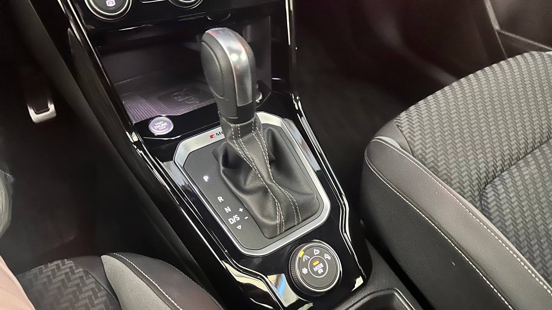 VW T-Roc 2.0 TSI R DSG 4motion-image-14