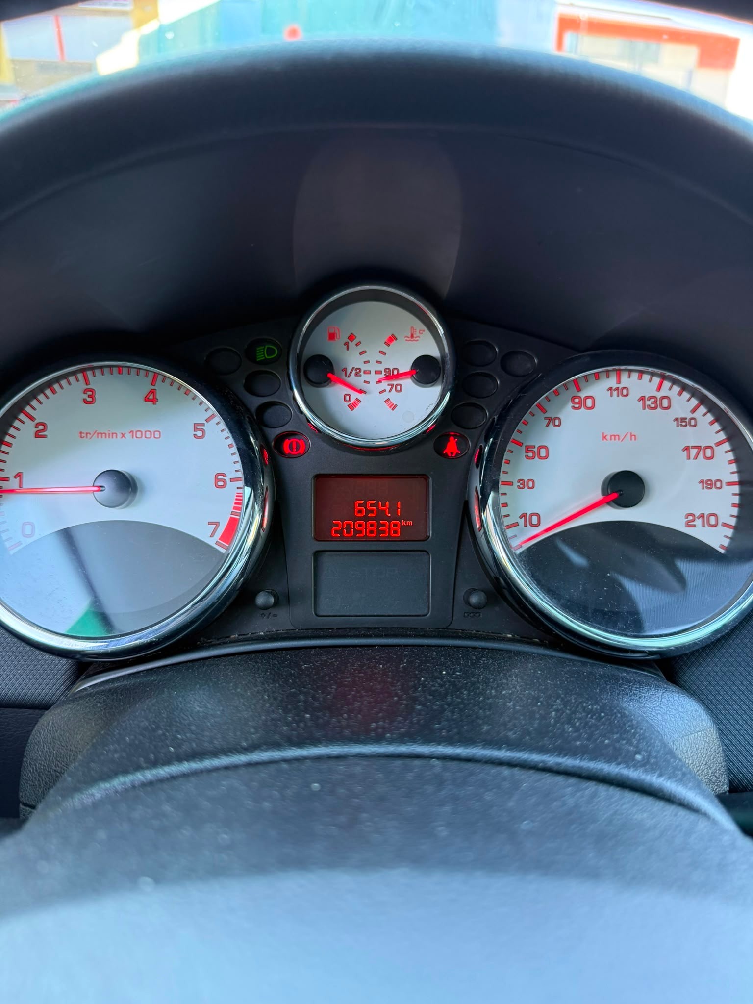 PEUGEOT 207 SW 1.6 16V Active-image-14