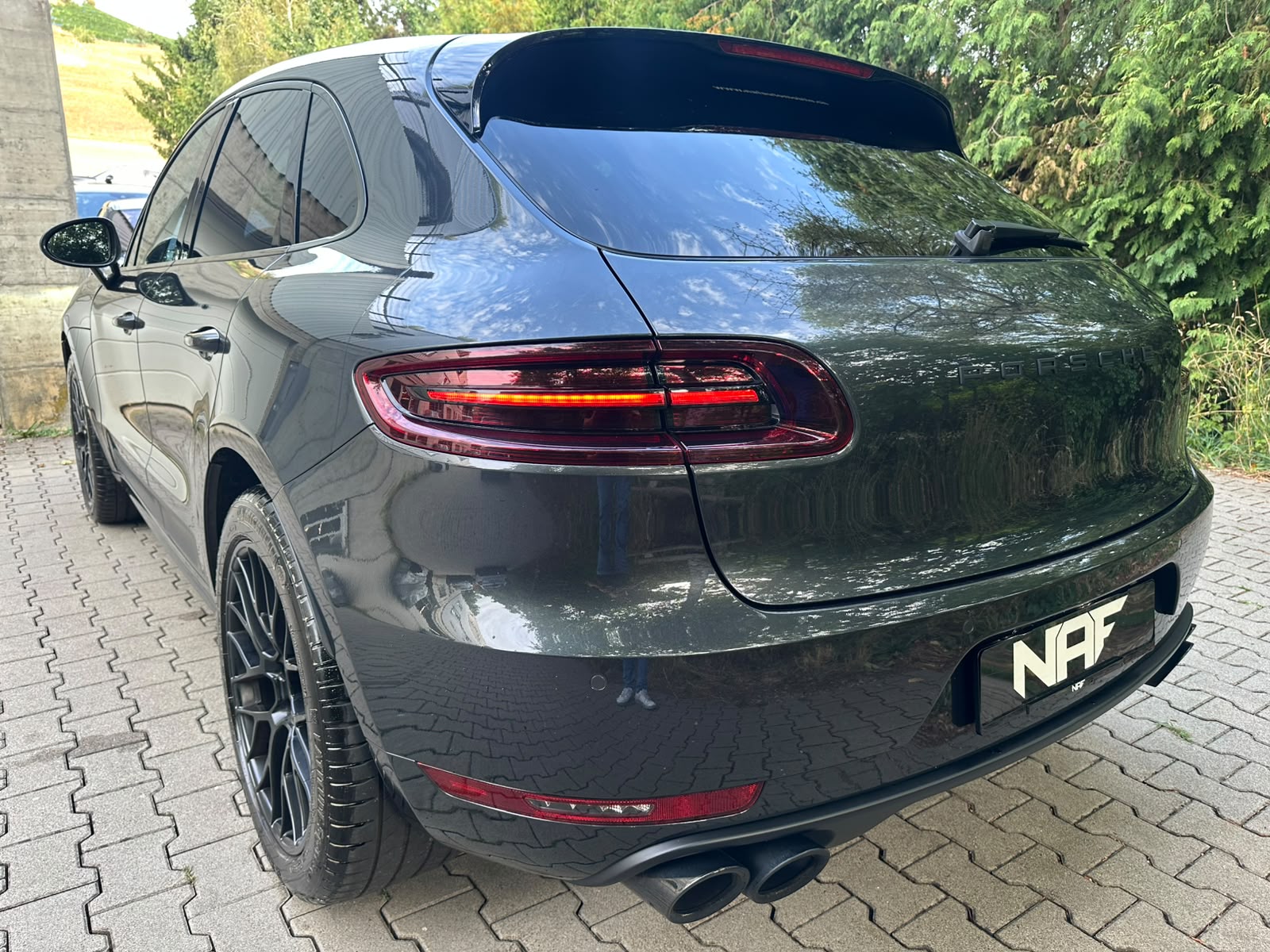 PORSCHE Macan GTS PDK-image-2