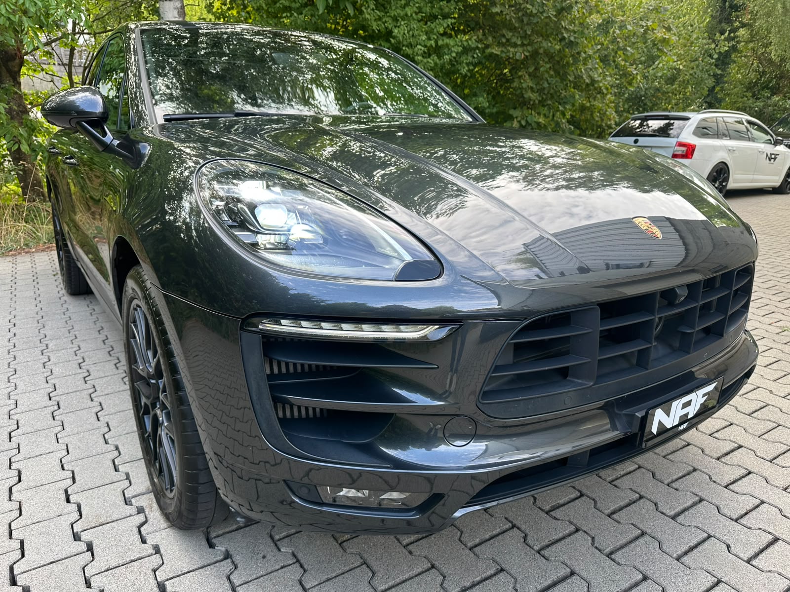 PORSCHE Macan GTS PDK-image-6