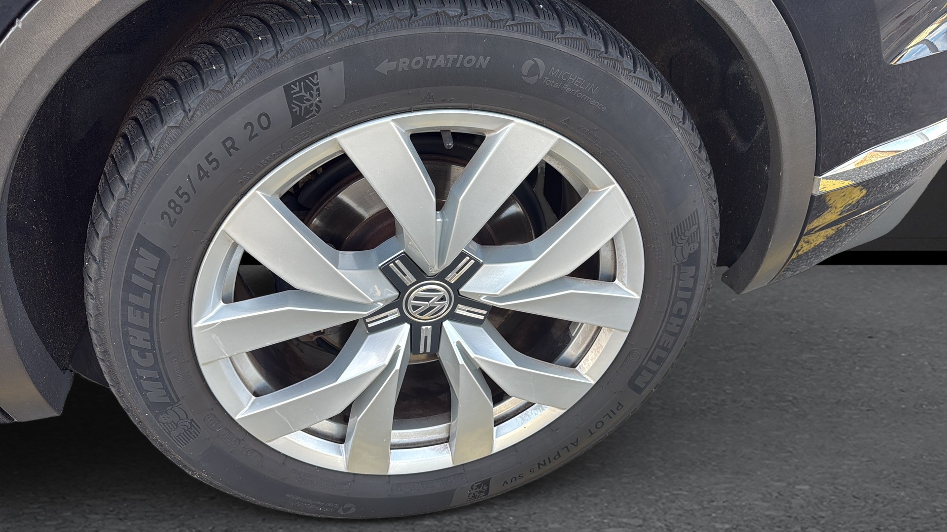 VW Touareg 3.0 TDI Elegance Tiptronic-image-15