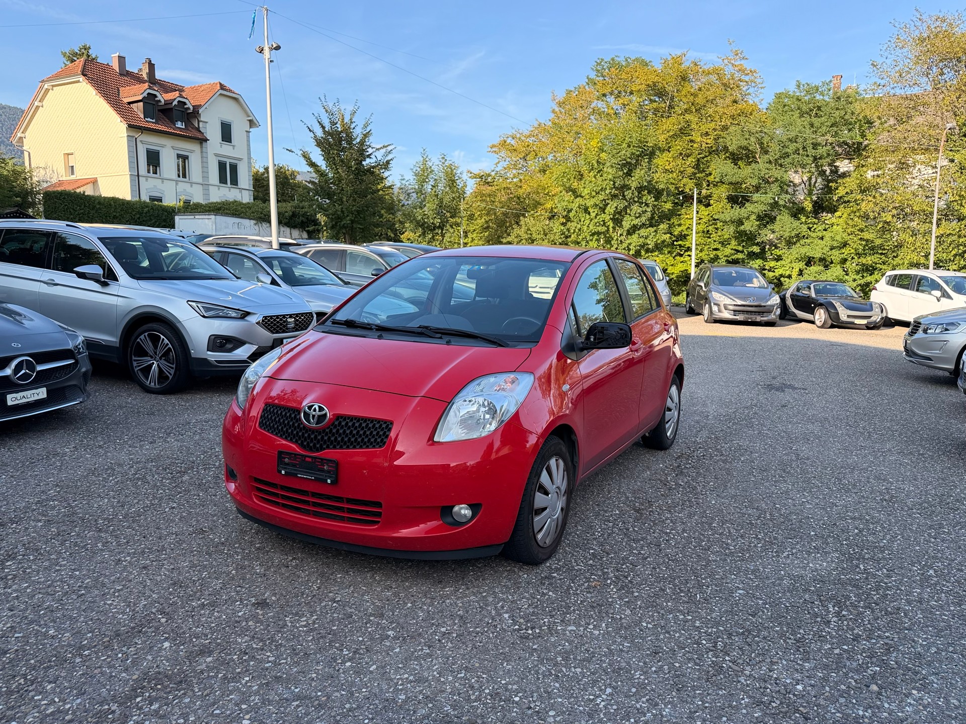 TOYOTA Yaris 1.3 Linea Sol-image-0
