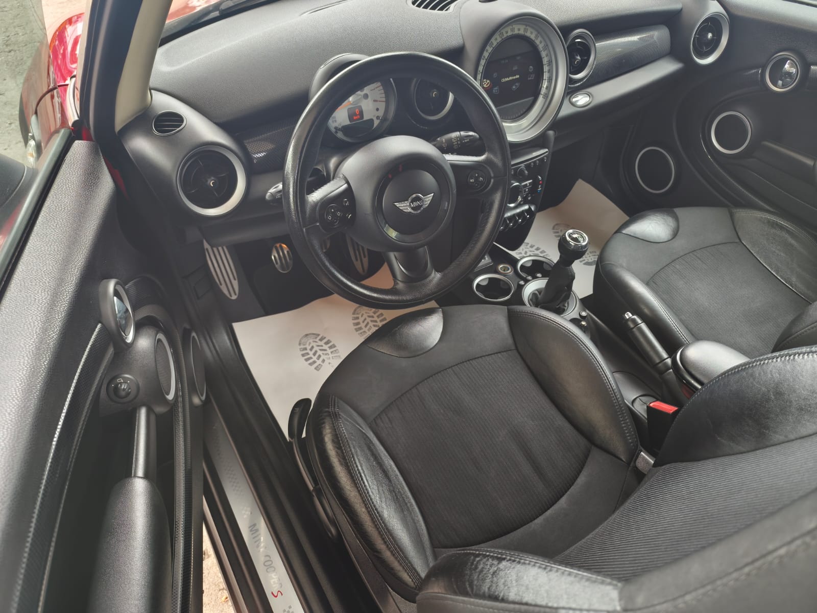 MINI Cooper S-image-10