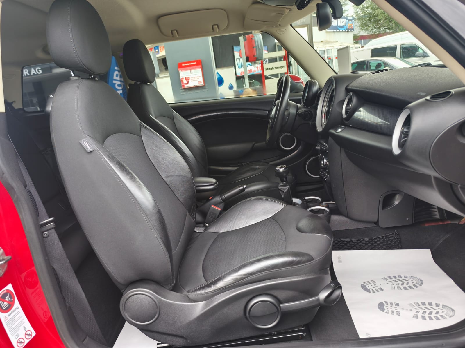 MINI Cooper S-image-9