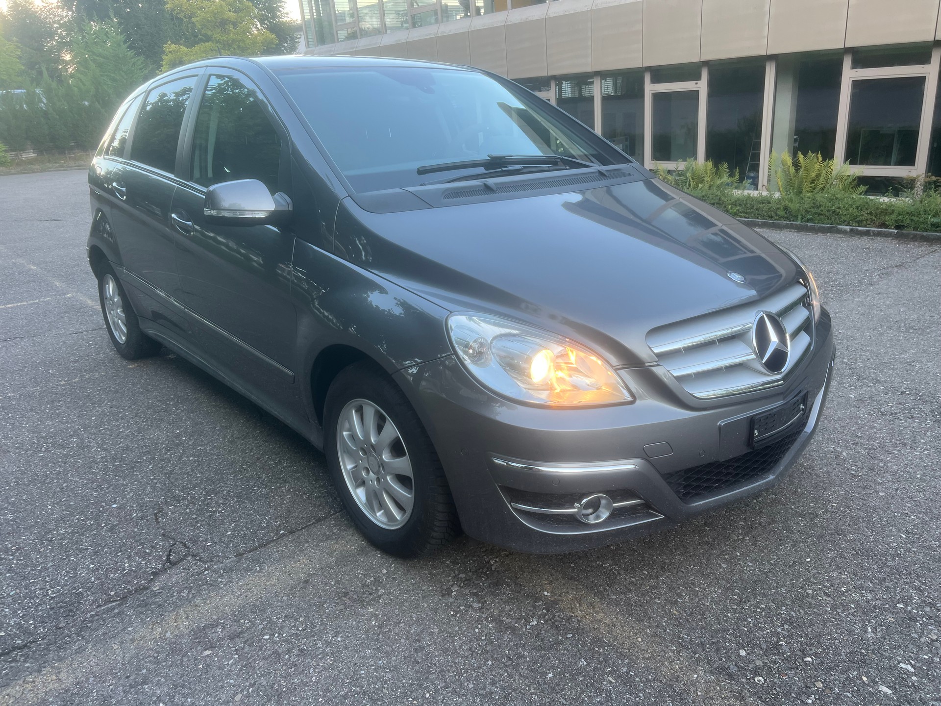 MERCEDES-BENZ B 180 (170) Autotronic-image-3