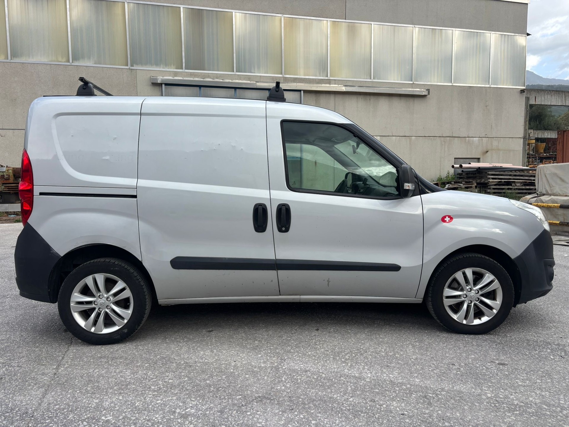 OPEL Combo 1.4i 2.2 L1H1-image-6