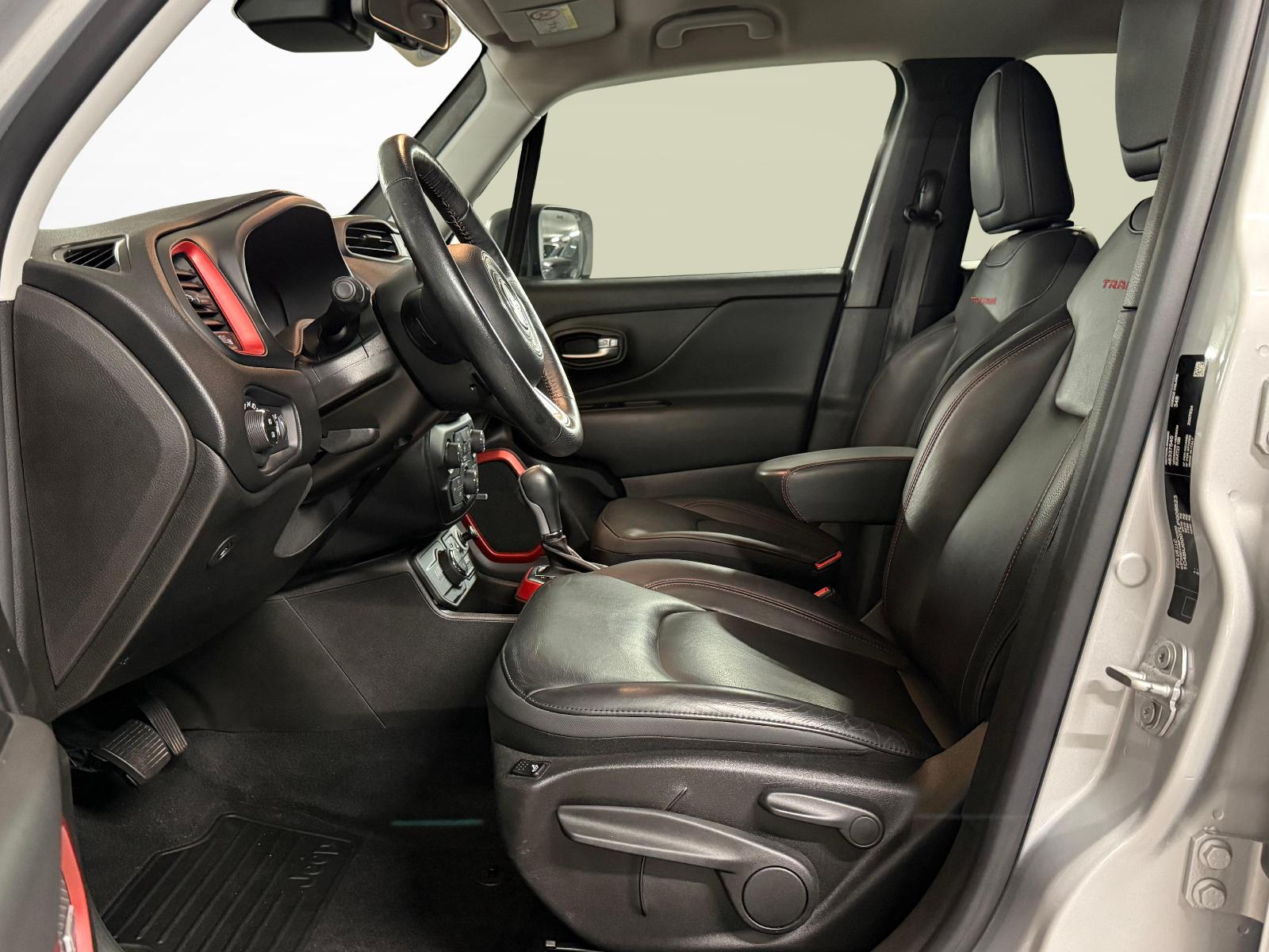 JEEP Renegade 1.3 Trailhawk 4xe-image-10