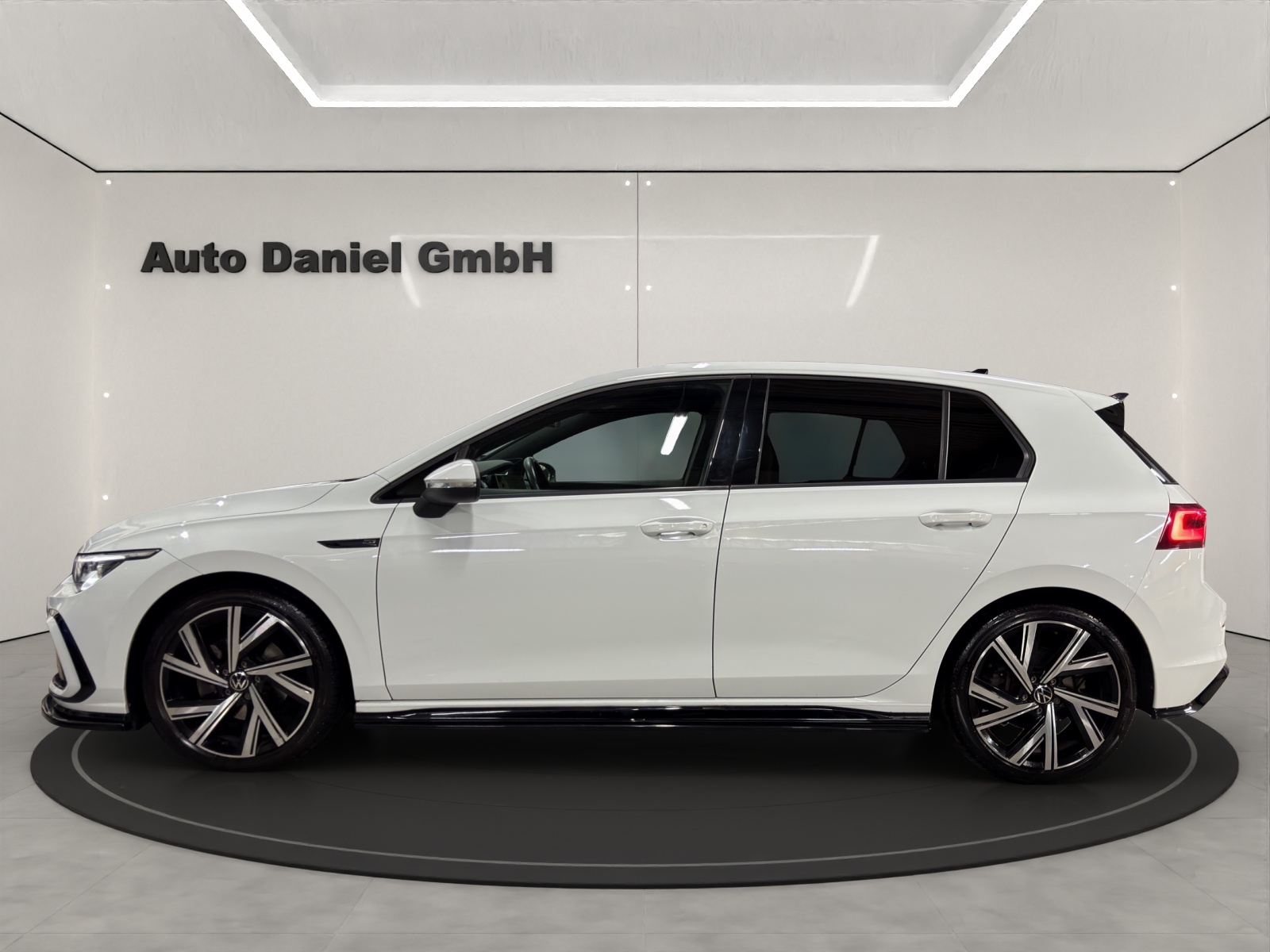 VW Golf 1.5 TSI R-Line DSG-image-9