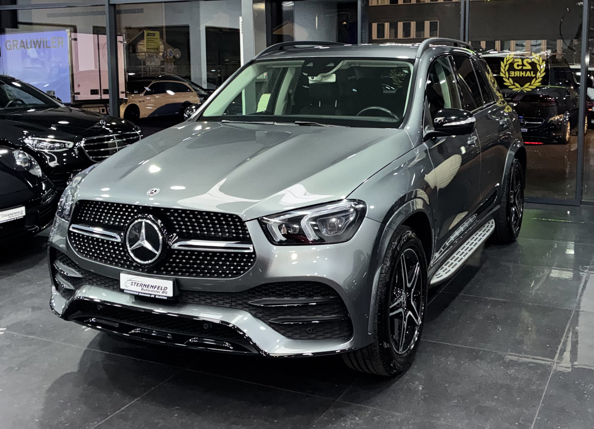 MERCEDES-BENZ GLE 300 d 4Matic AMG Line 9G-Tronic-image-0