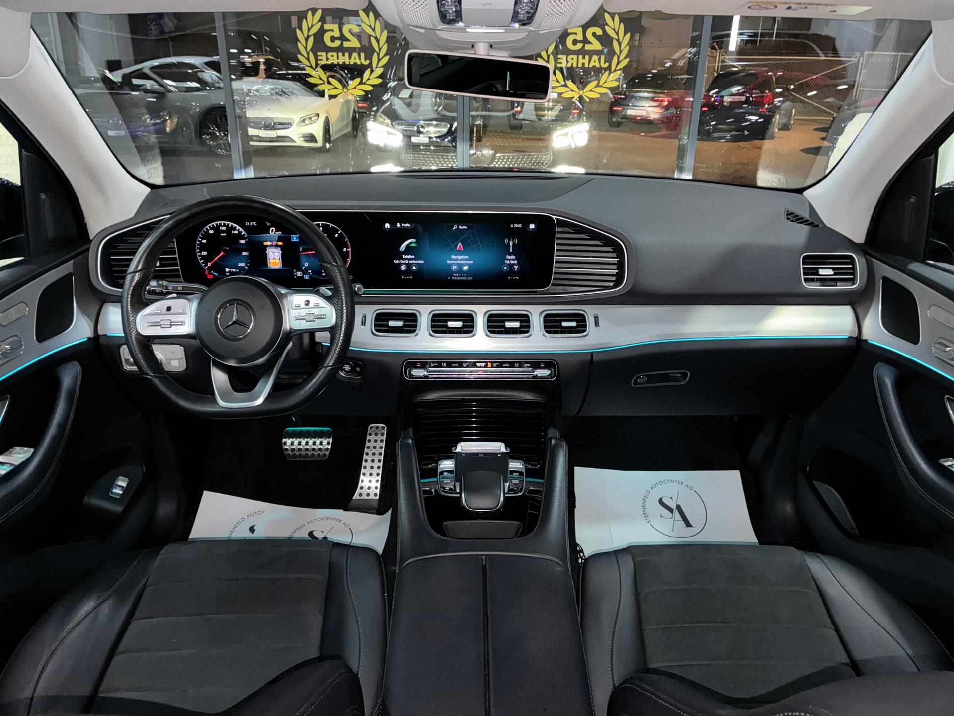 MERCEDES-BENZ GLE 300 d 4Matic AMG Line 9G-Tronic-image-6