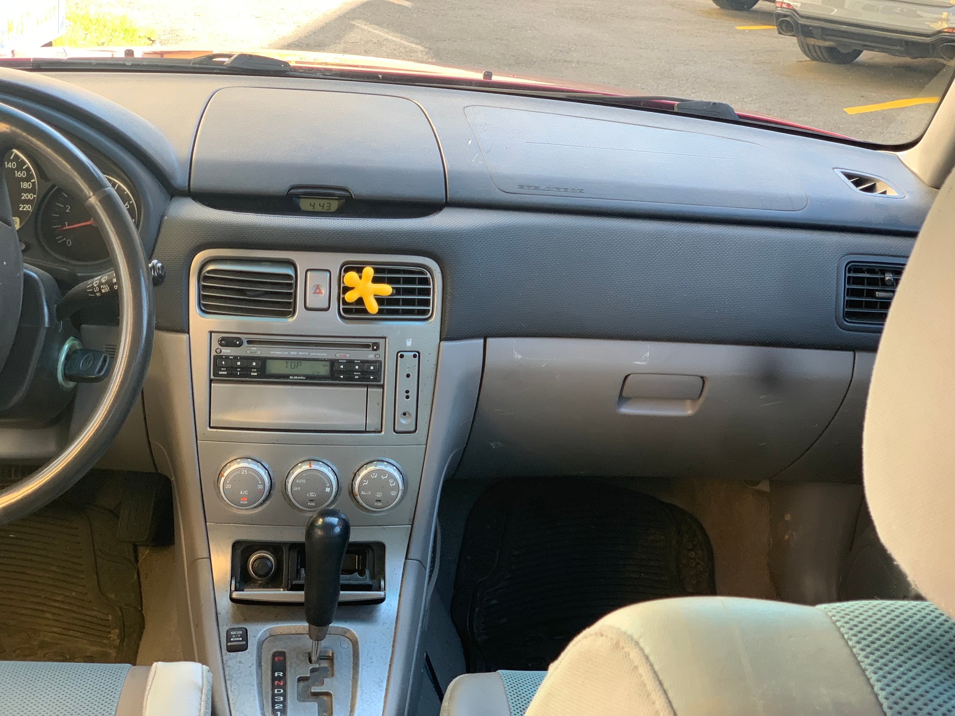 SUBARU Forester 2.0X Comfort Automatic-image-8