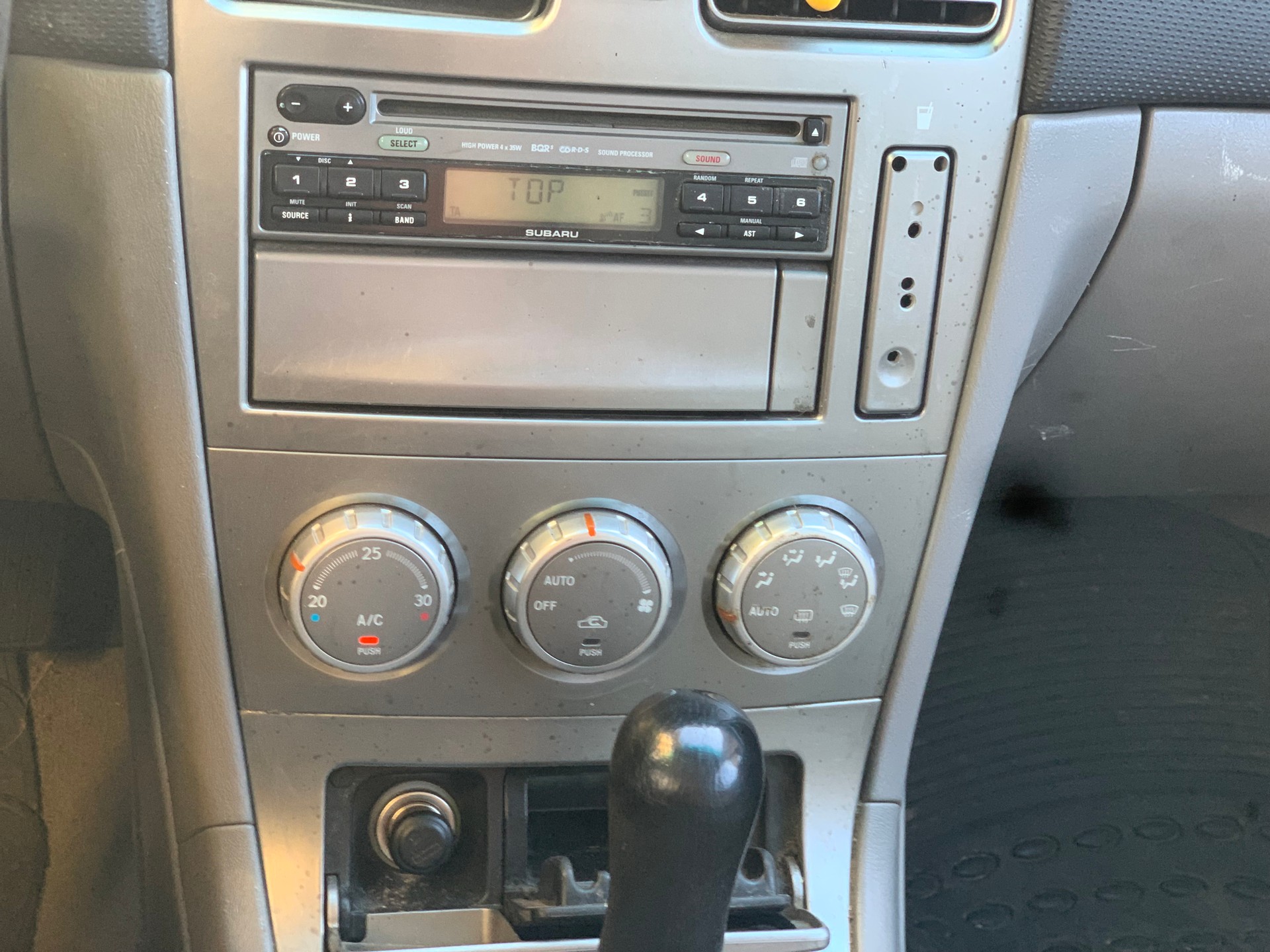SUBARU Forester 2.0X Comfort Automatic-image-11