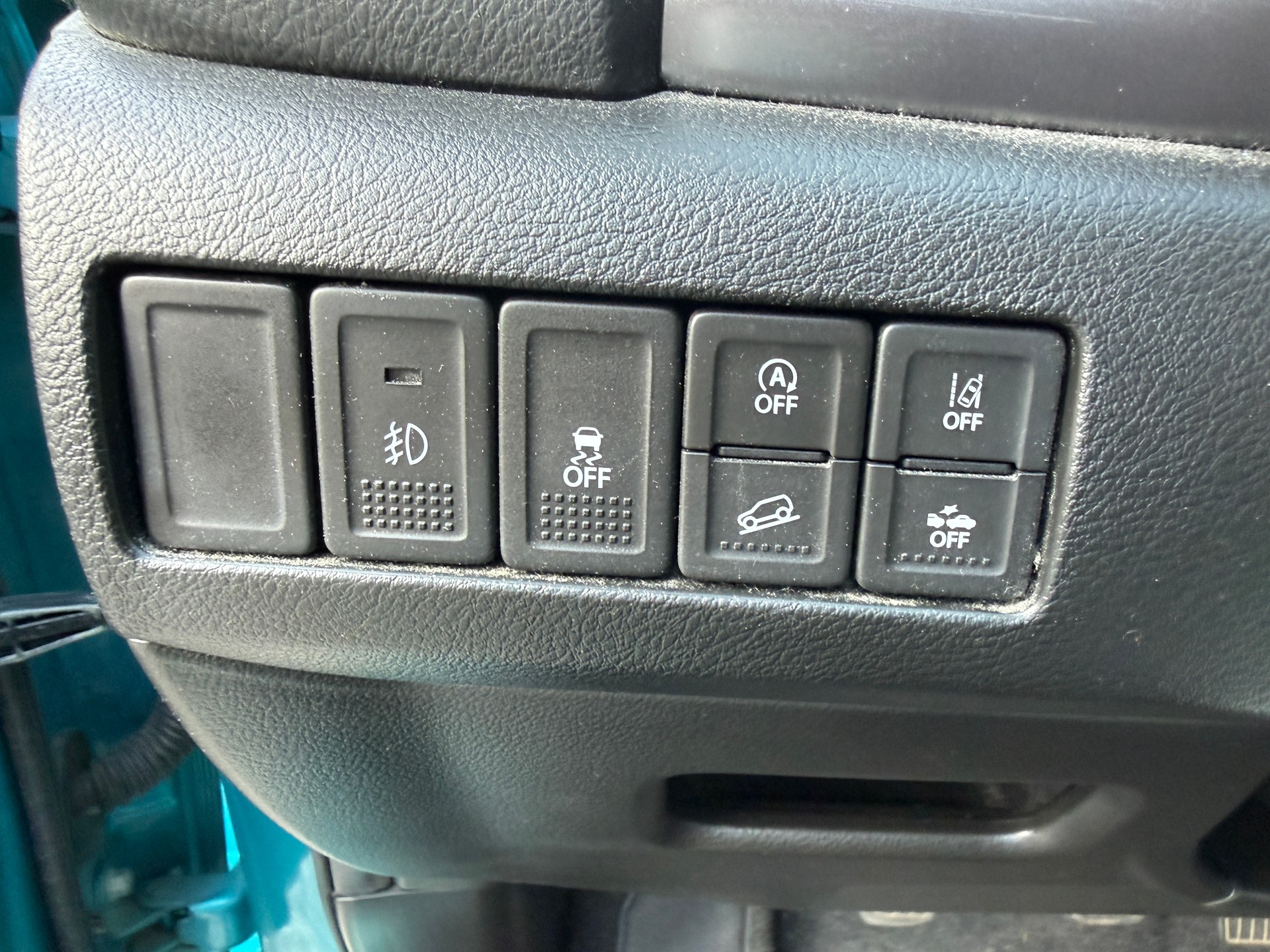 SUZUKI Vitara 1.4 Boosterjet Compact Top Hybrid-image-16