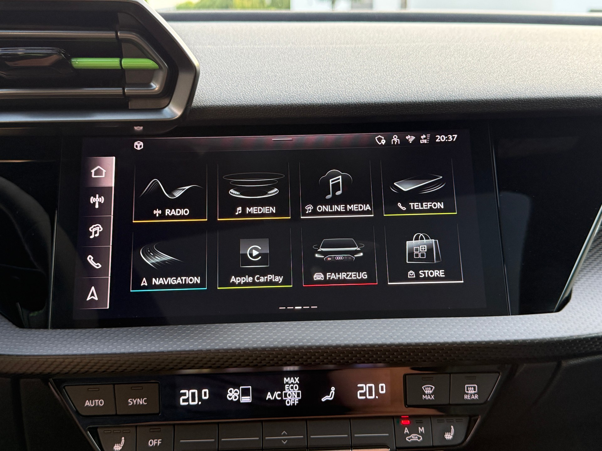 AUDI RS3 SPORTBACK 2.5 TSI QUATTRO S-TRONIC*EL. PANORAM-GLASSCHIEBEDACH*VOLLAUSSTATTUNG*-image-26