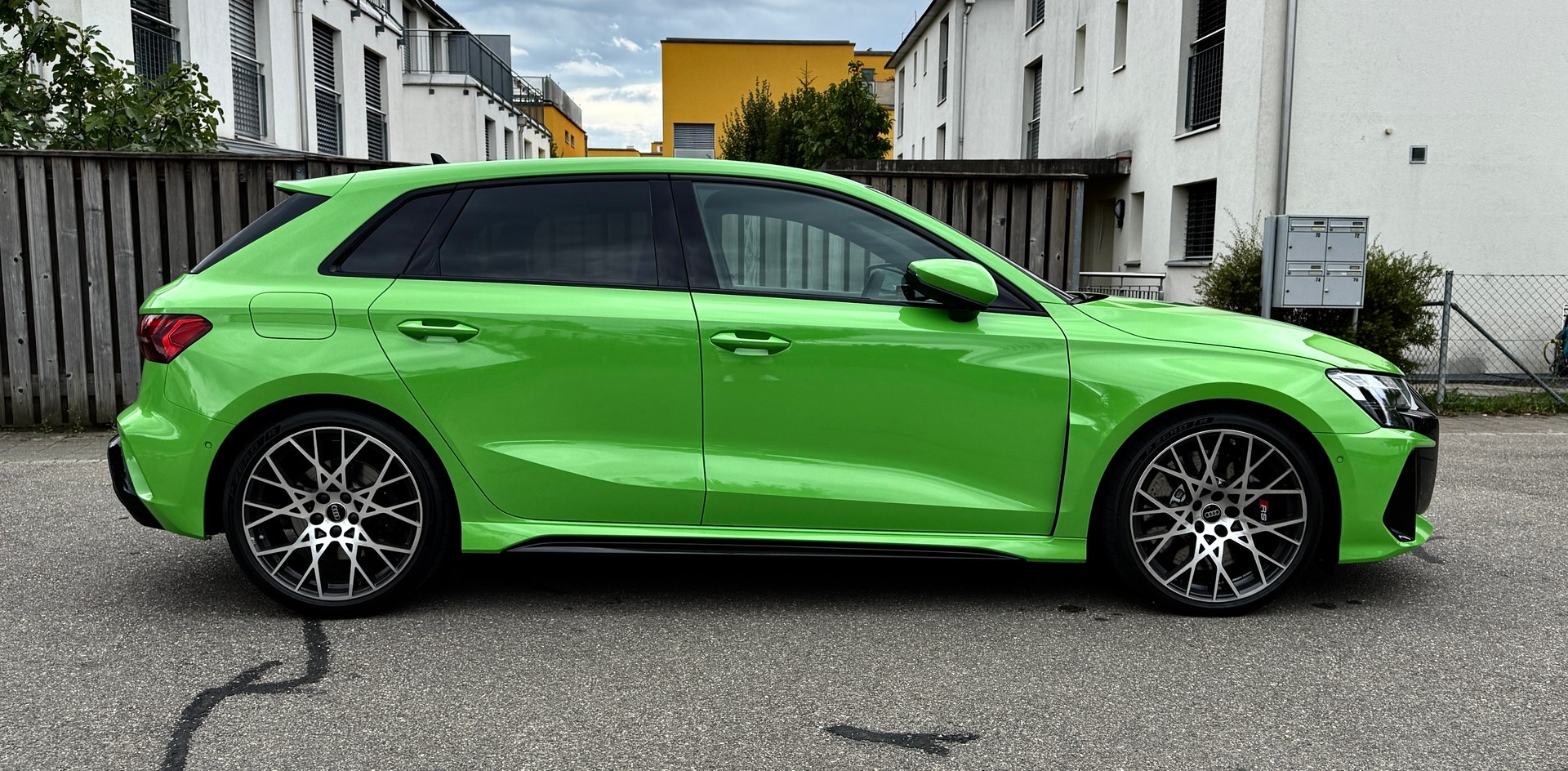AUDI RS3 SPORTBACK 2.5 TSI QUATTRO S-TRONIC*EL. PANORAM-GLASSCHIEBEDACH*VOLLAUSSTATTUNG*-image-7