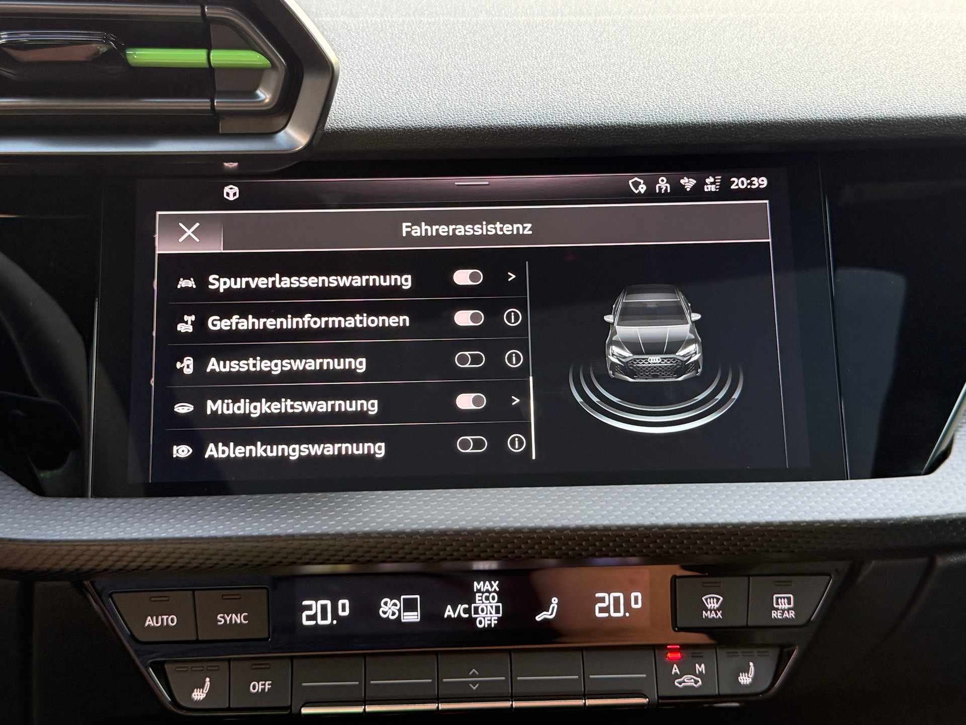 AUDI RS3 SPORTBACK 2.5 TSI QUATTRO S-TRONIC*EL. PANORAM-GLASSCHIEBEDACH*VOLLAUSSTATTUNG*-image-21