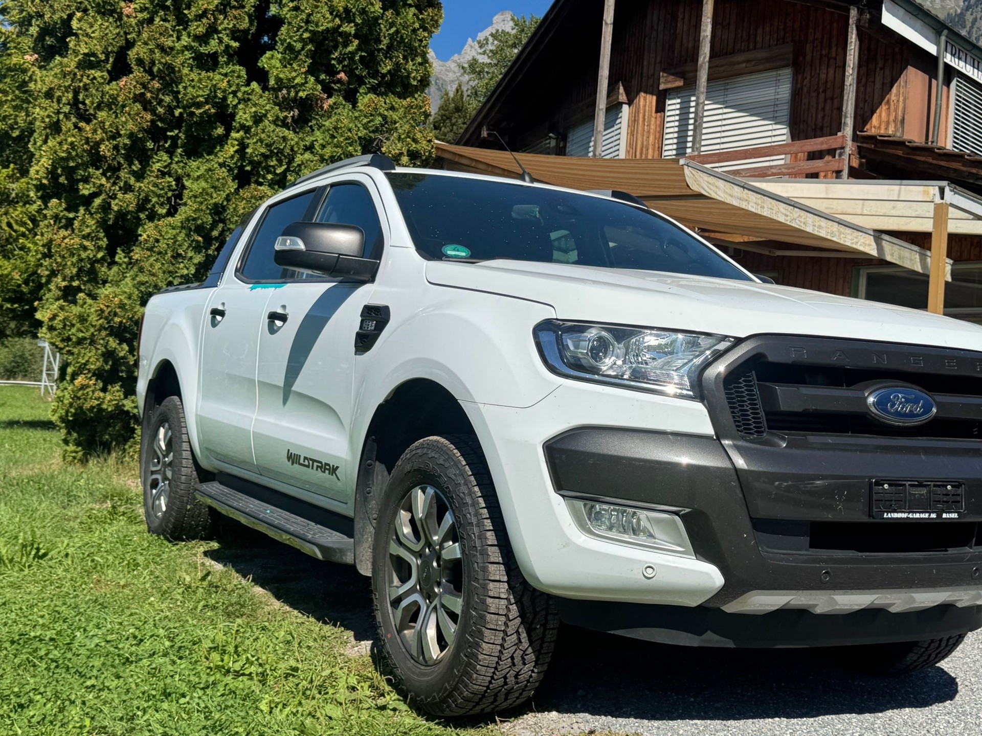 FORD Ranger Wildtrak 3.2 TDCi 4x4 A-image-0