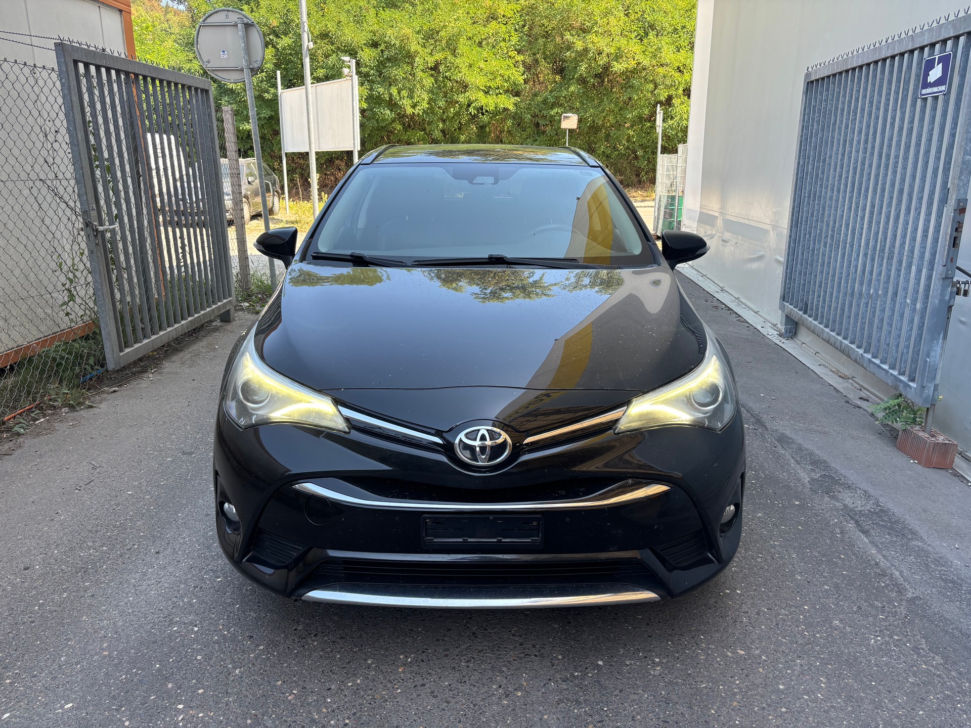 TOYOTA 2.0 CDTI-image-4