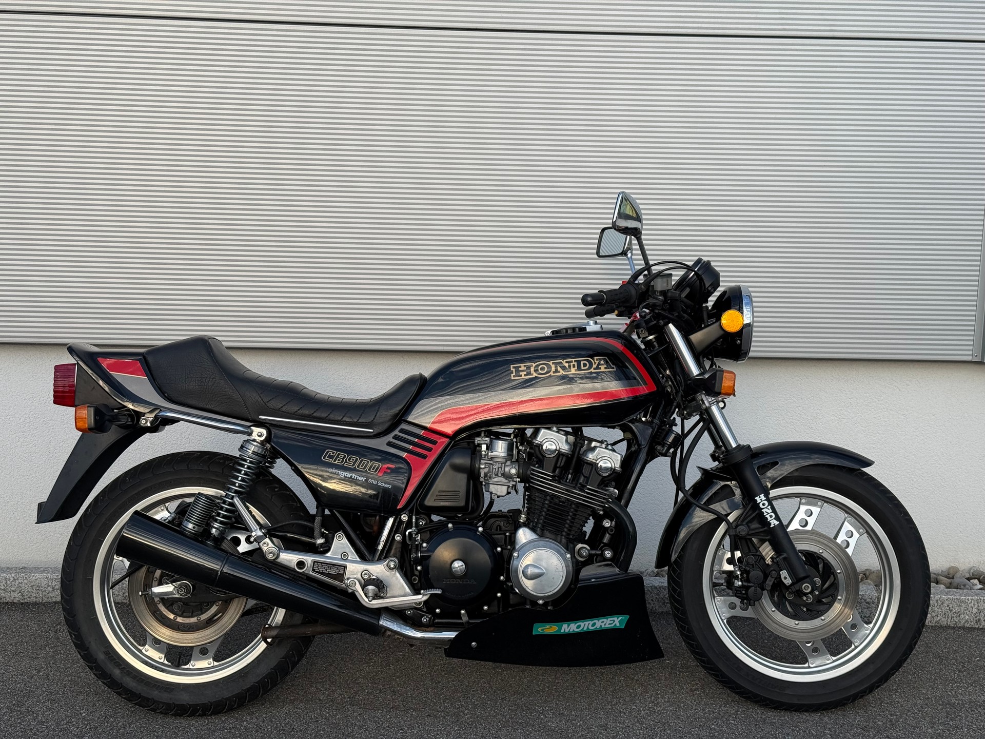 HONDA CB 900 F