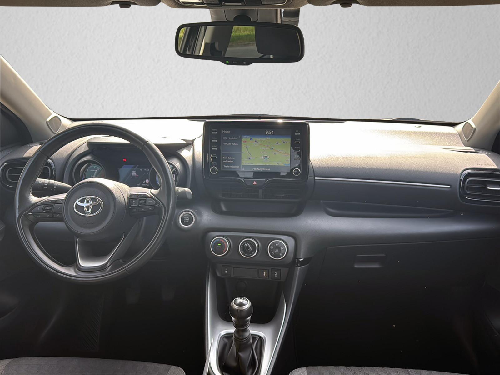 TOYOTA Yaris 1.5 VVT-iE Trend-image-12