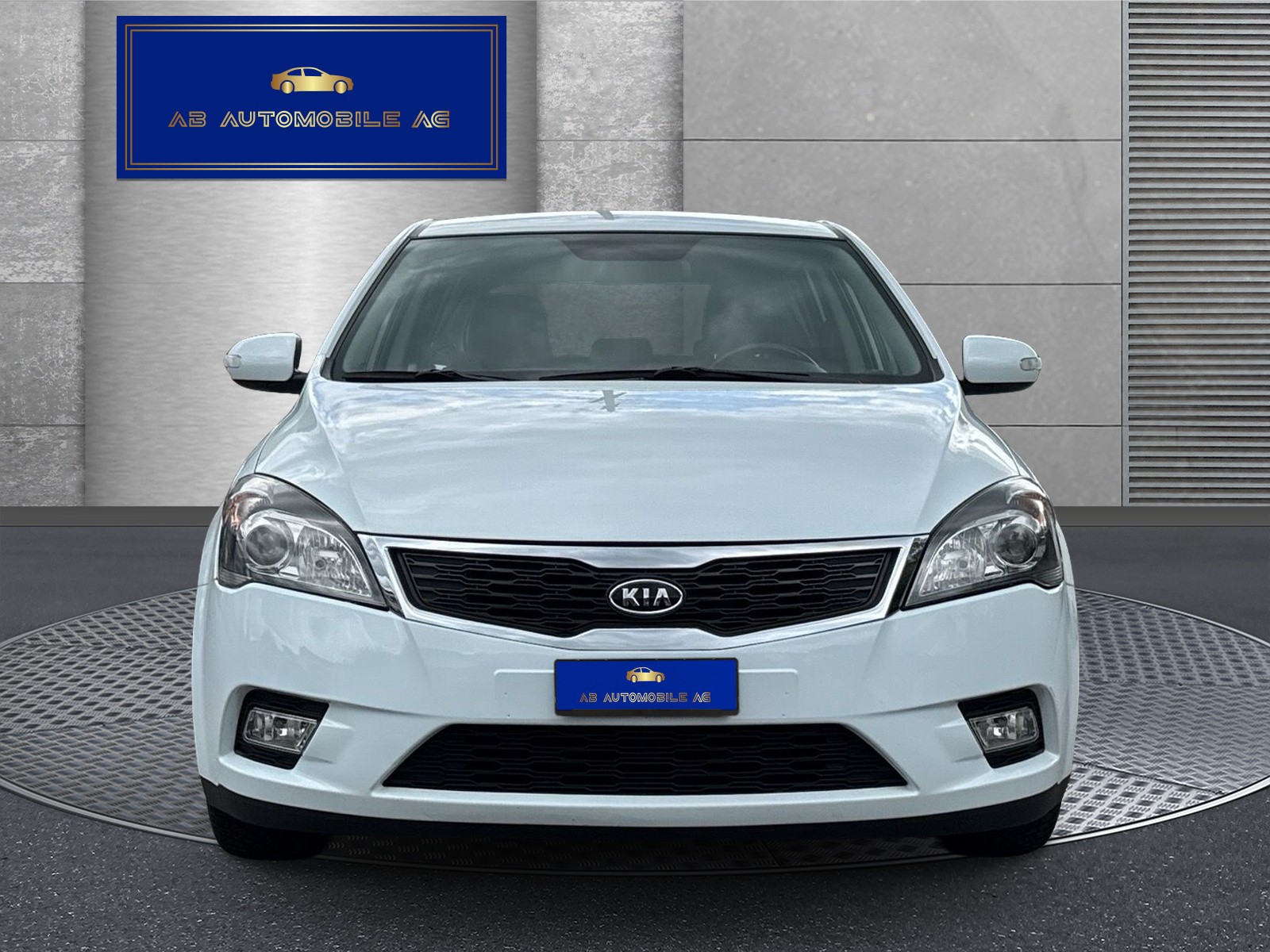 KIA Cee'd 1.6 16V Trend Automatic-image-1