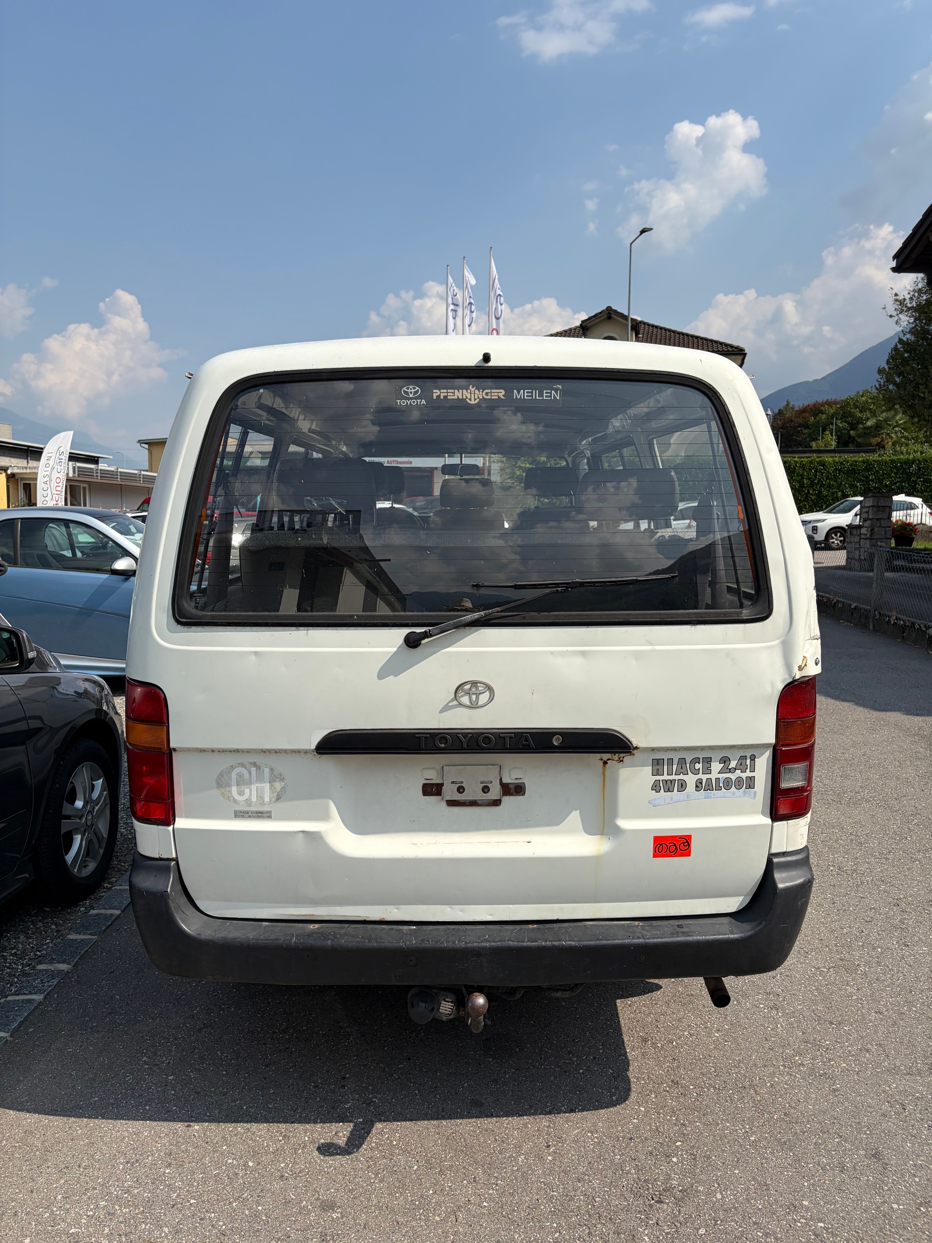 TOYOTA Hiace 2.4 4x4 Saloon Jub.-image-5
