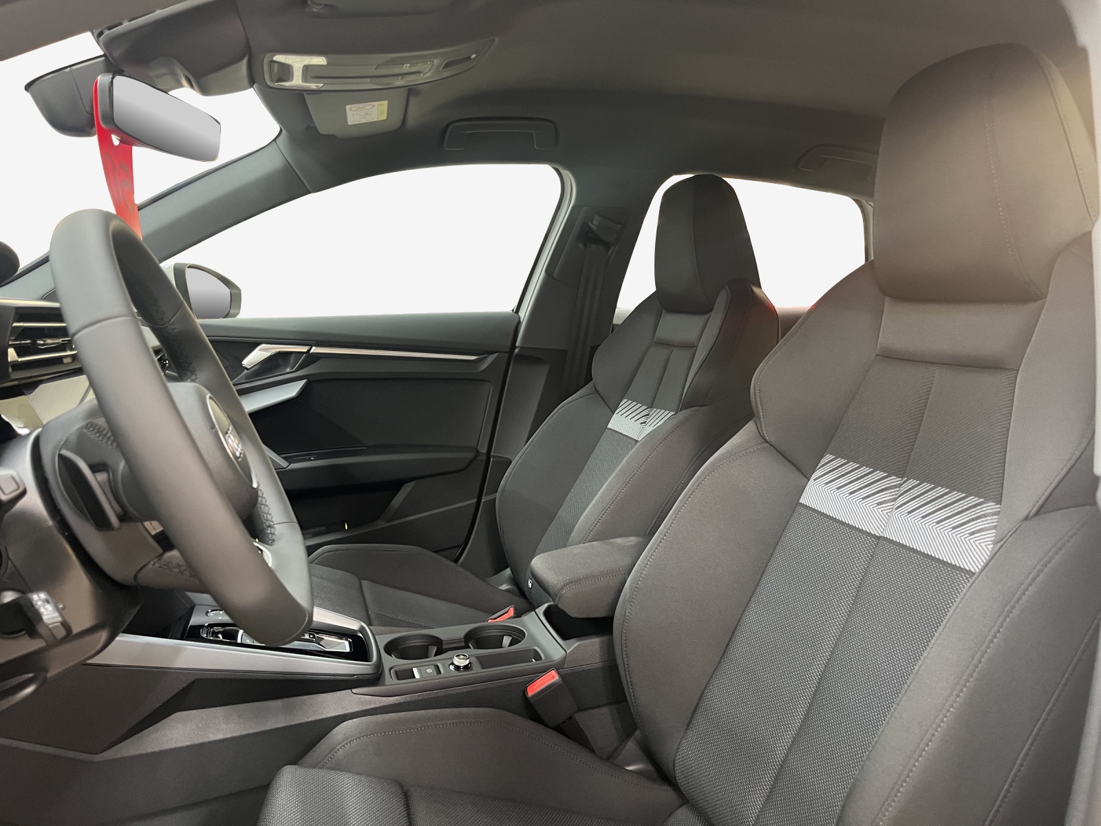 AUDI A3 Sportback TFSI 110 kW S line Attraction S tronic-image-7
