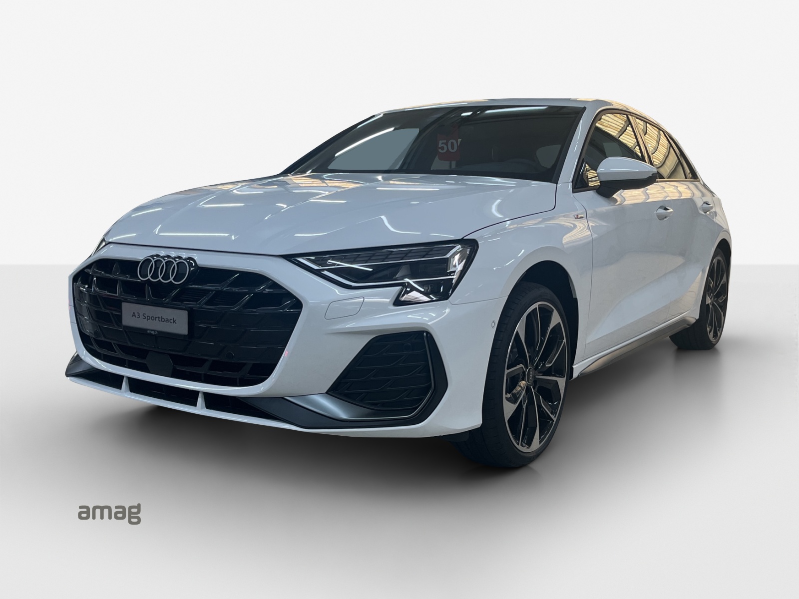 AUDI A3 Sportback TFSI 110 kW S line Attraction S tronic-image-0