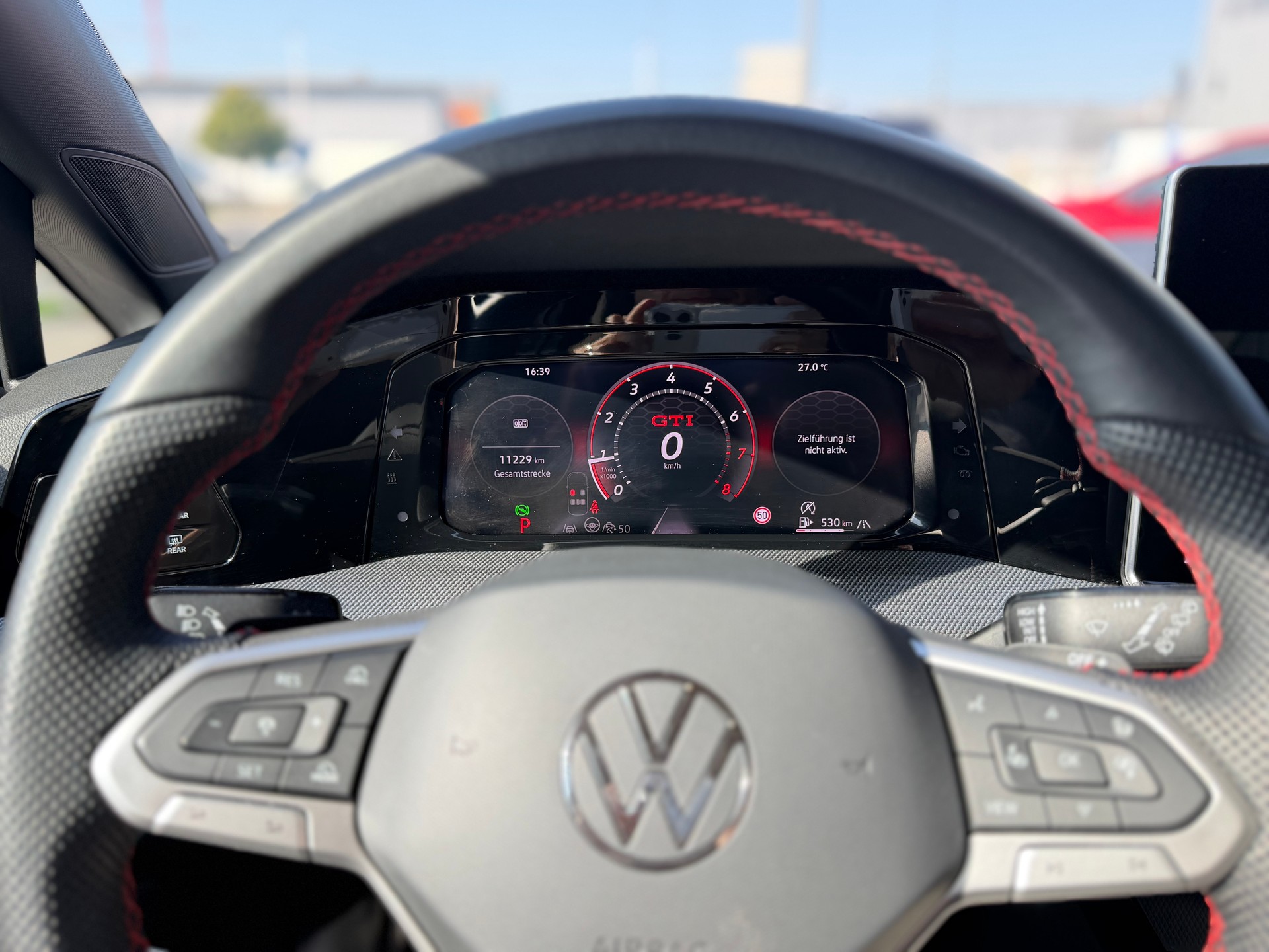 VW Golf 2.0 TSI GTI DSG *CH Fahrzeug*-image-22