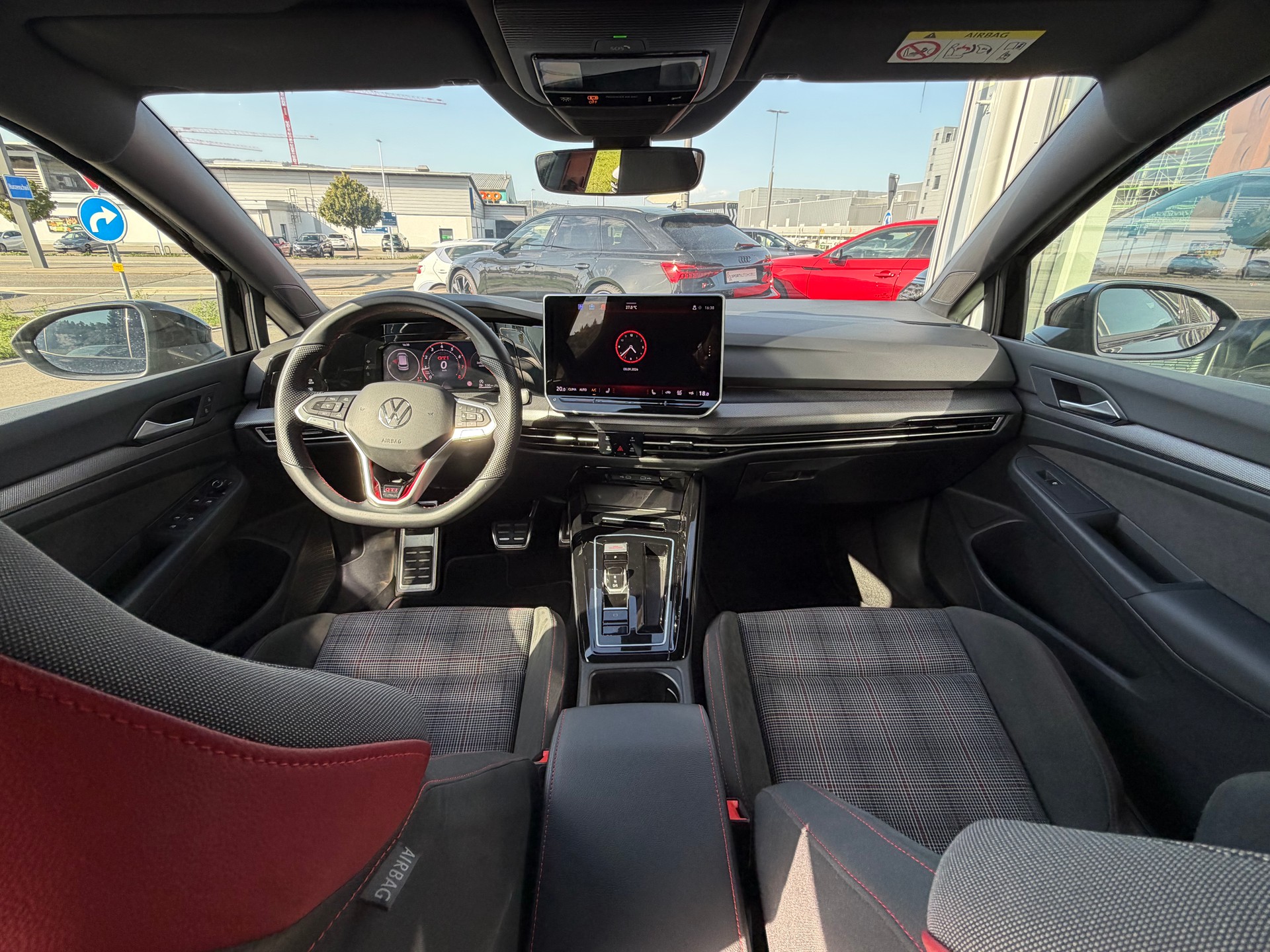 VW Golf 2.0 TSI GTI DSG *CH Fahrzeug*-image-15
